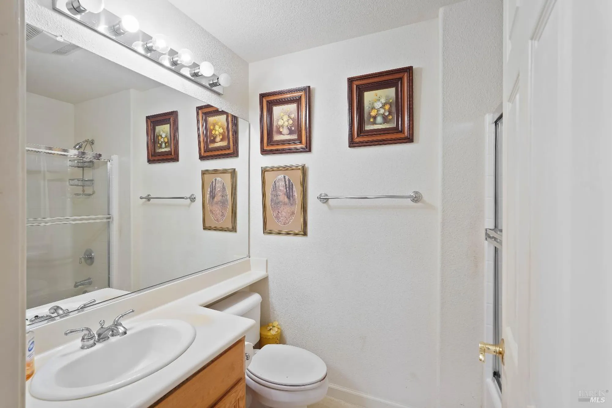 Property Slideshow image 13 of 49 | 320 spyglass dr, Rio Vista, CA, 94571