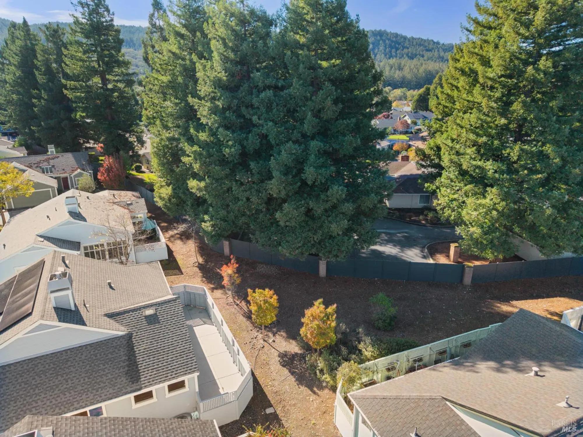 Property Slideshow image 16 of 47 | 6471 pine valley dr, Santa Rosa, CA, 95409