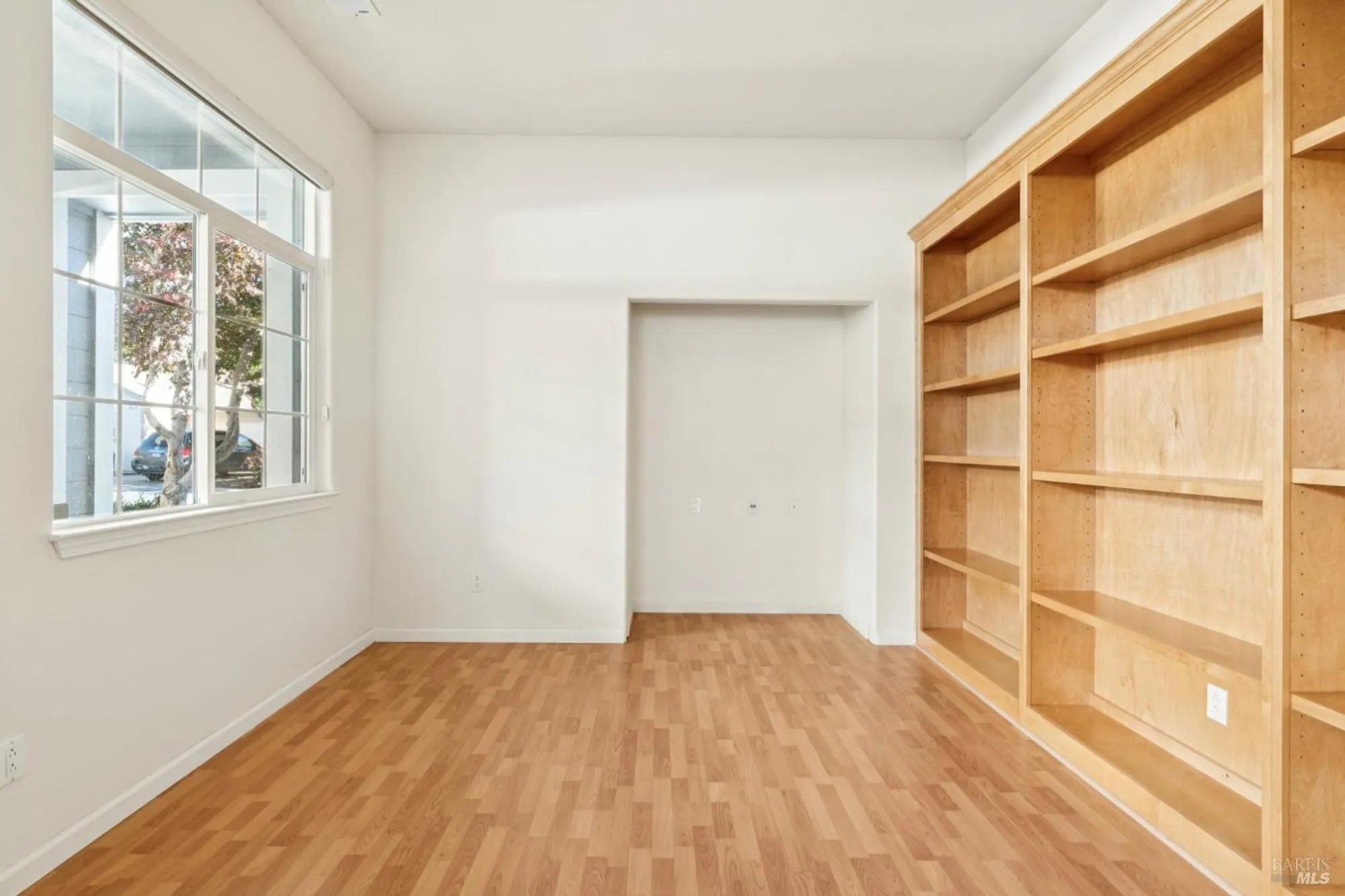 Property Slideshow image 21 of 47 | 6471 pine valley dr, Santa Rosa, CA, 95409