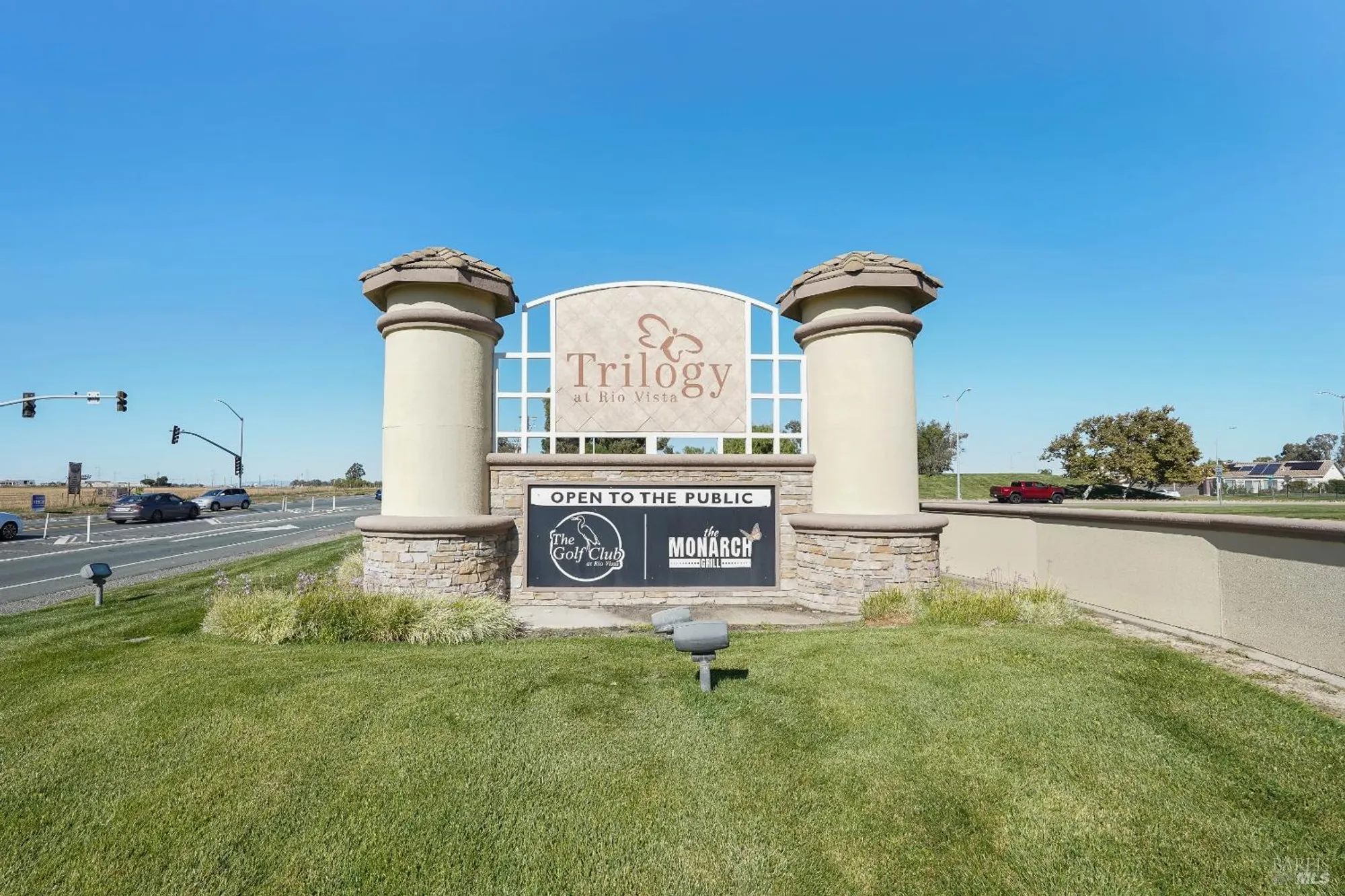 Property Slideshow image 2 of 49 | 320 spyglass dr, Rio Vista, CA, 94571