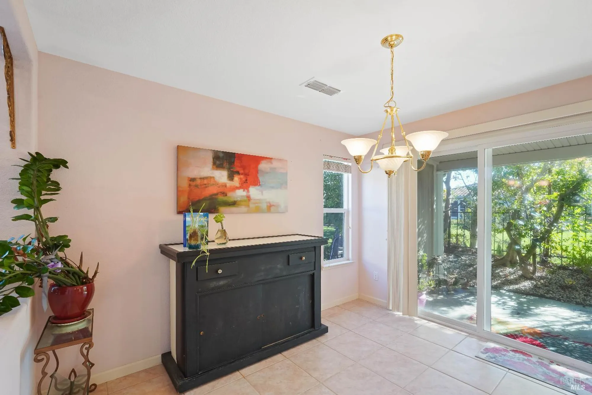 Property Slideshow image 22 of 49 | 320 spyglass dr, Rio Vista, CA, 94571