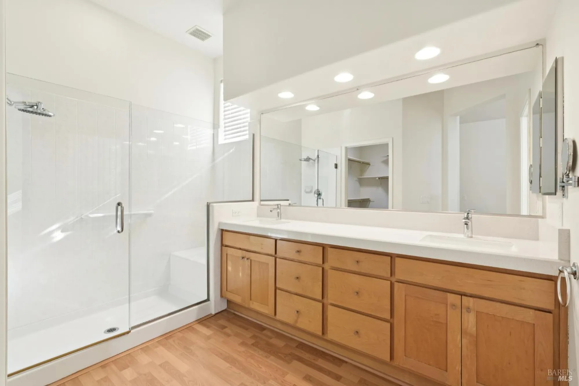 Property Slideshow image 26 of 47 | 6471 pine valley dr, Santa Rosa, CA, 95409