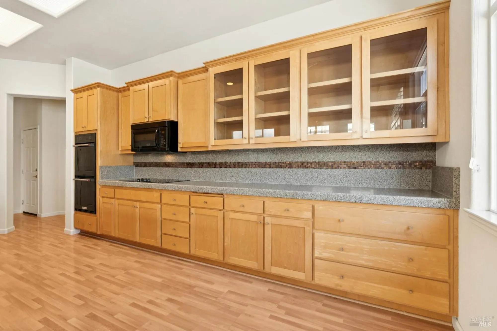 Property Slideshow image 8 of 47 | 6471 pine valley dr, Santa Rosa, CA, 95409