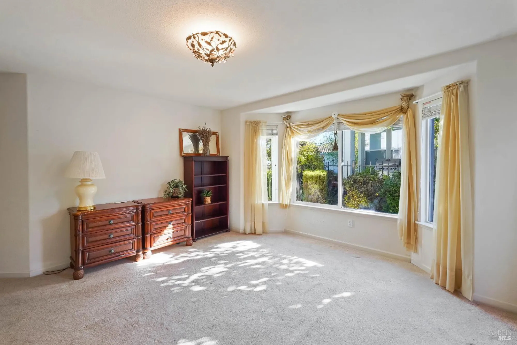 Property Slideshow image 32 of 49 | 320 spyglass dr, Rio Vista, CA, 94571