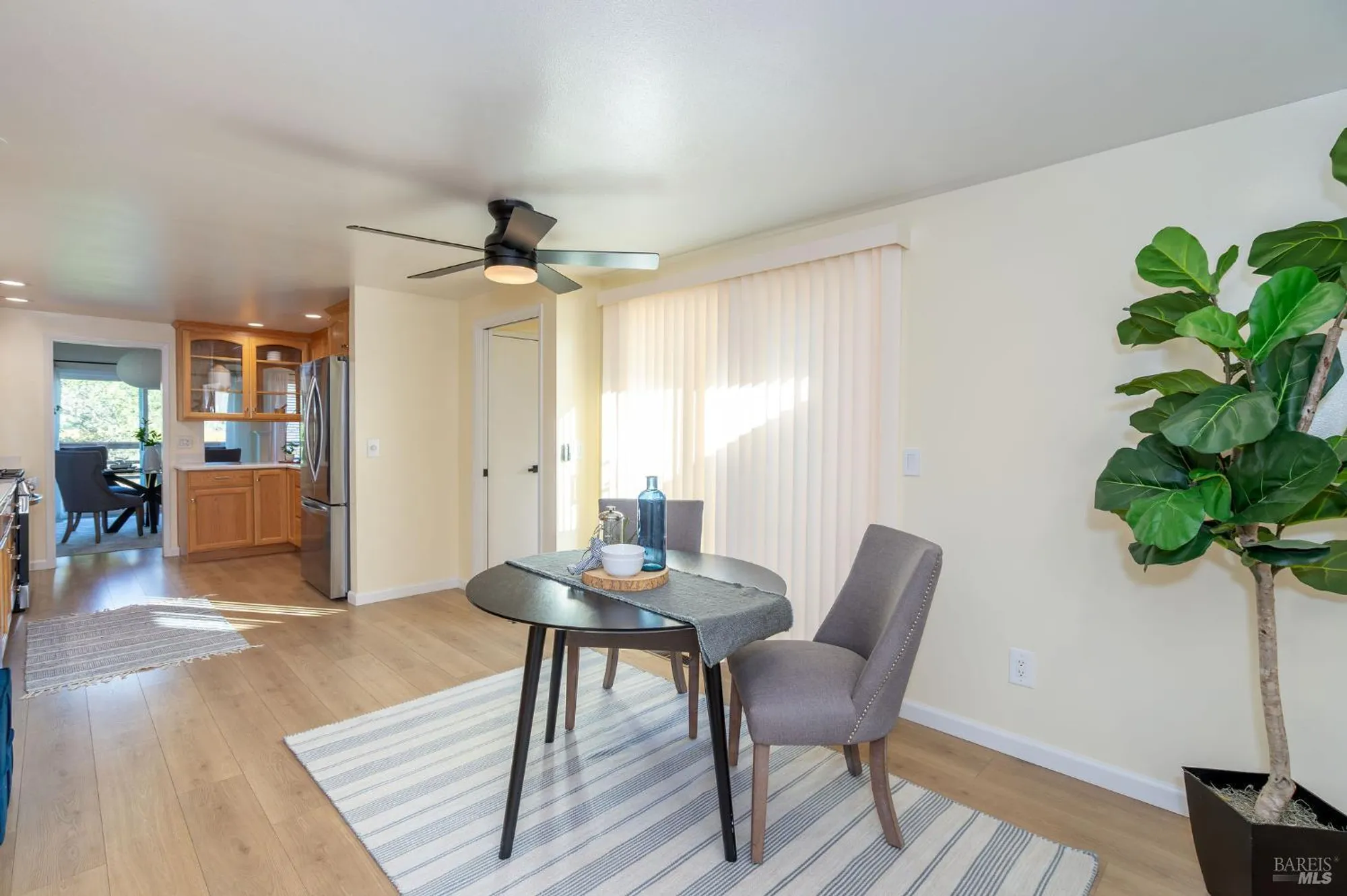 Property Slideshow image 30 of 65 | 6467 meadowridge dr, Santa Rosa, CA, 95409