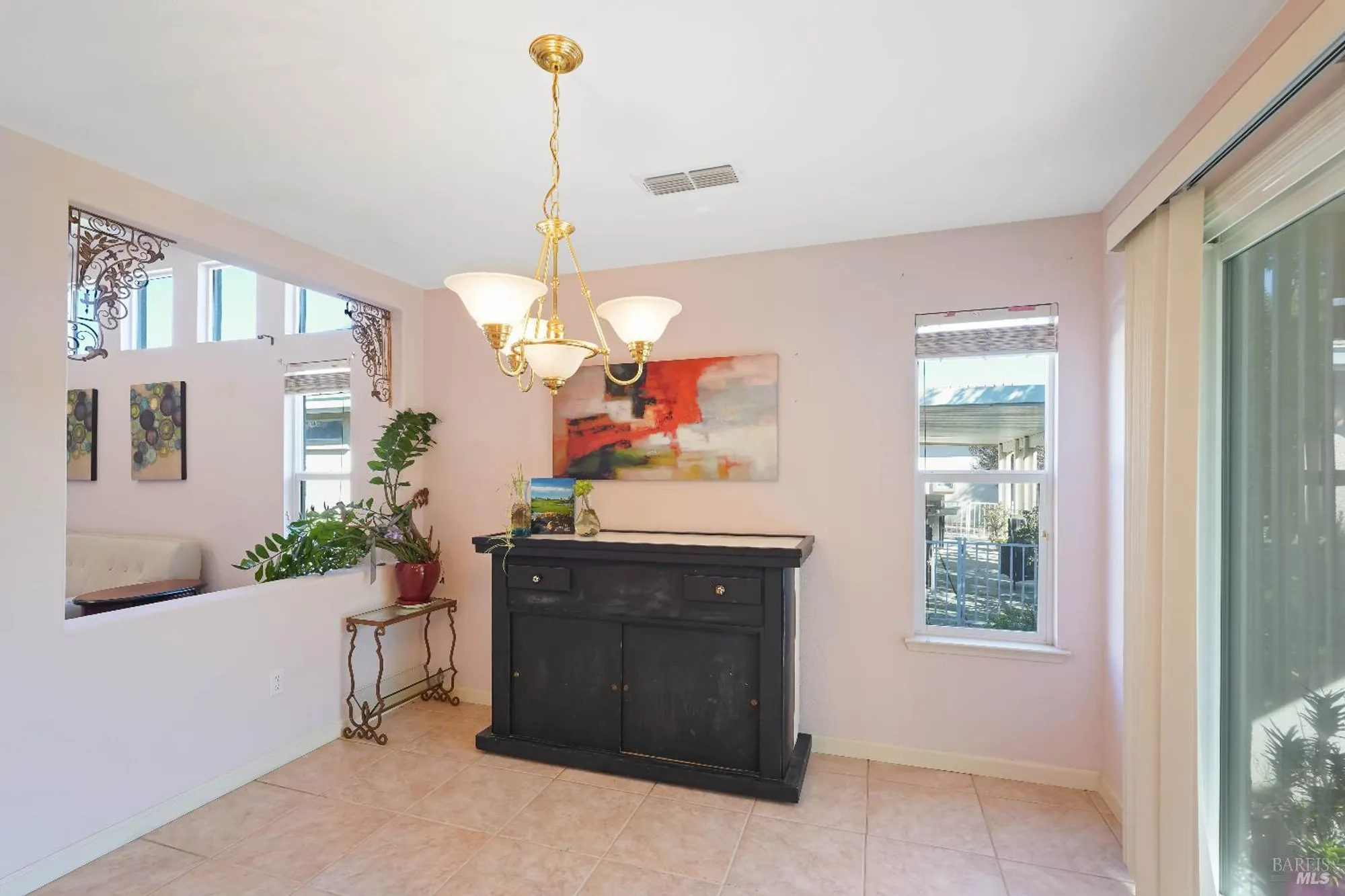 Property Slideshow image 25 of 49 | 320 spyglass dr, Rio Vista, CA, 94571