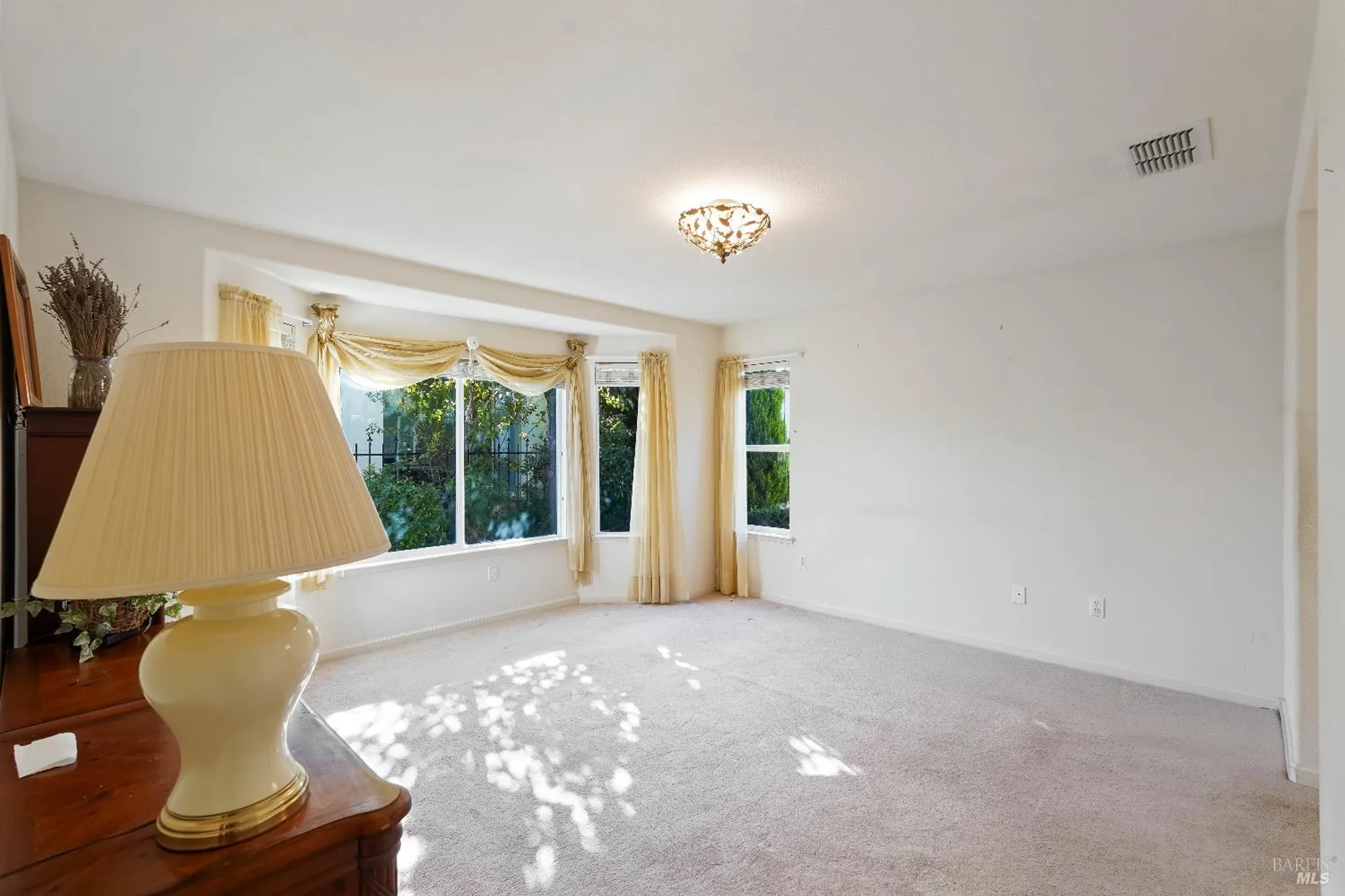 Property Slideshow image 31 of 49 | 320 spyglass dr, Rio Vista, CA, 94571