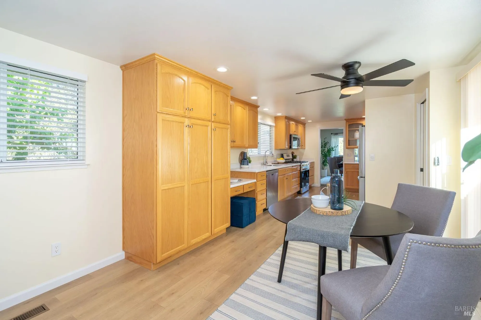 Property Slideshow image 29 of 65 | 6467 meadowridge dr, Santa Rosa, CA, 95409