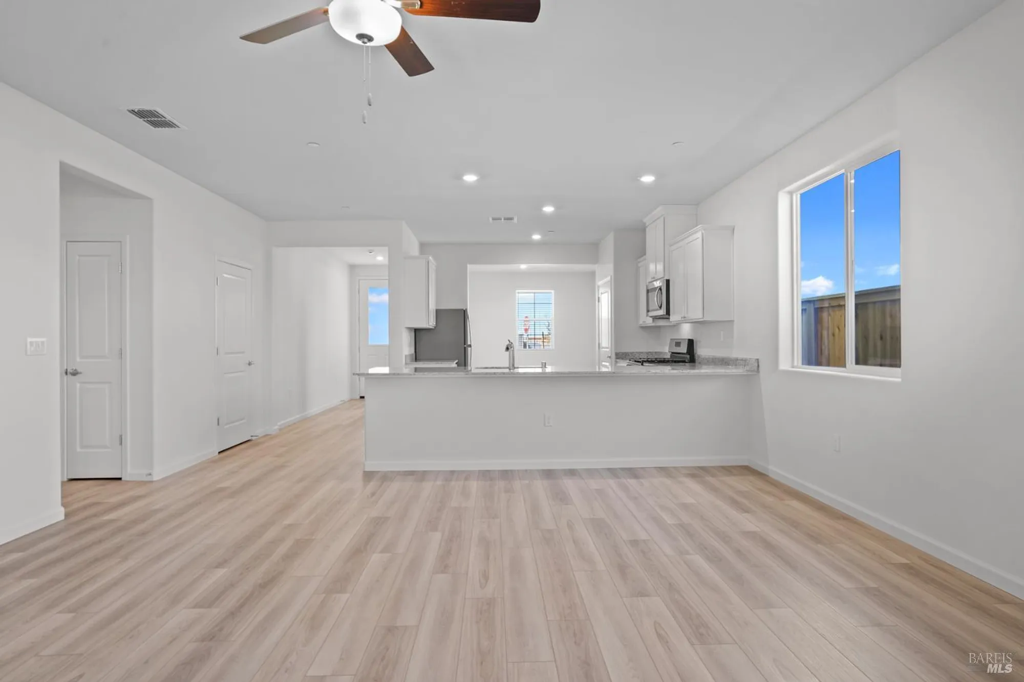 Property Slideshow image 6 of 25 | 2230 front porch ln, Rio Vista, CA, 94571