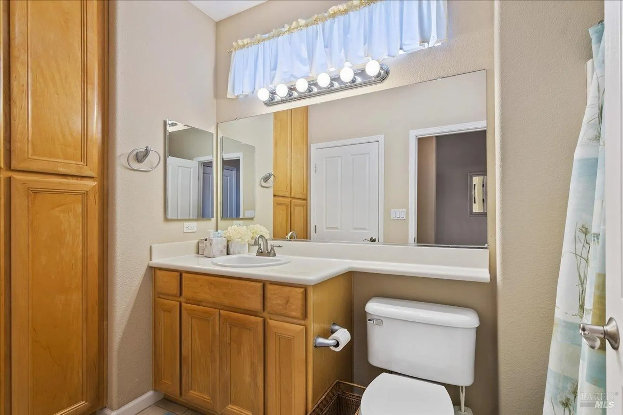 Property Slideshow image 24 of 55 | 328 colonial way, Rio Vista, CA, 94571