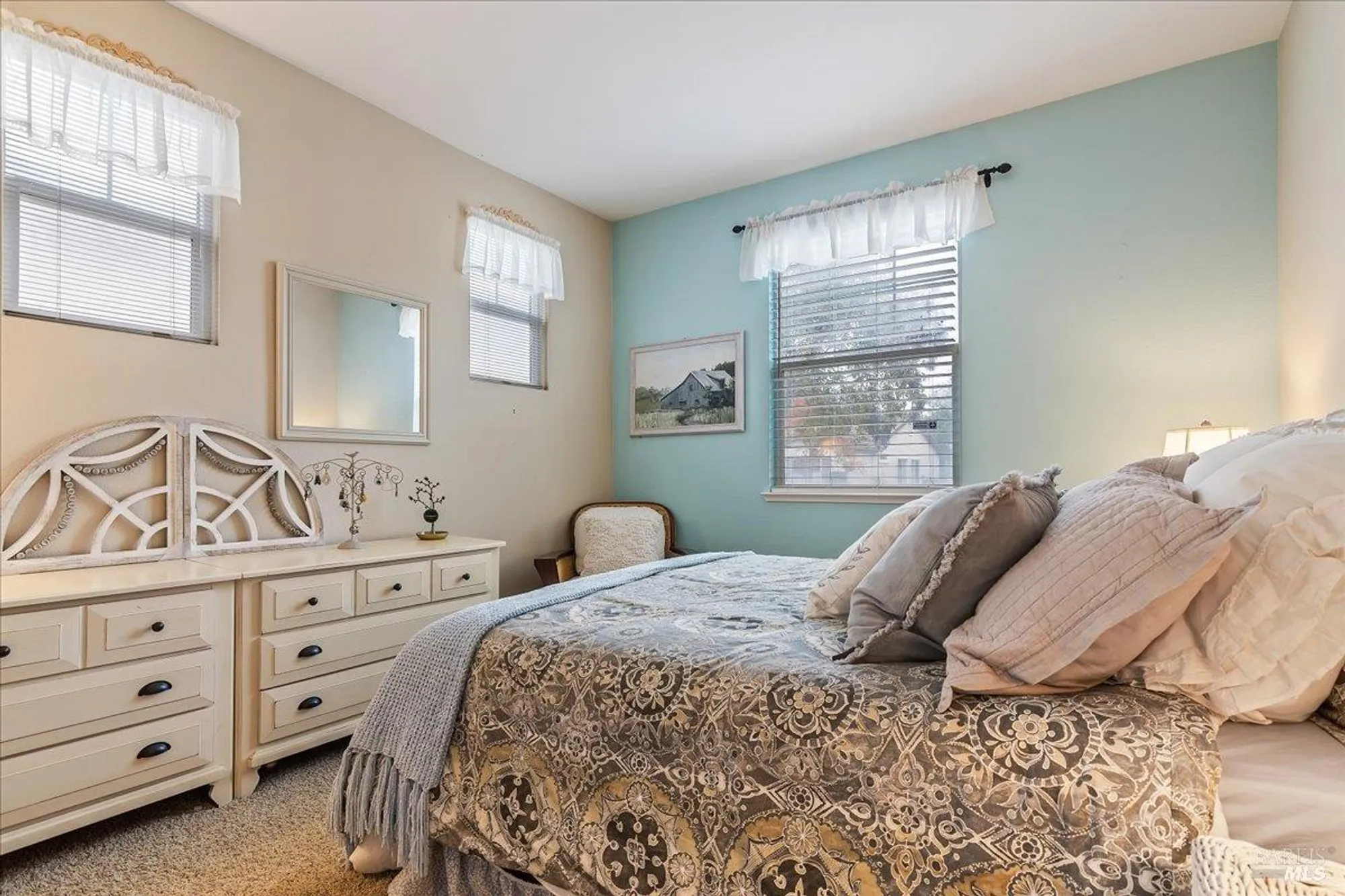 Property Slideshow image 23 of 55 | 328 colonial way, Rio Vista, CA, 94571