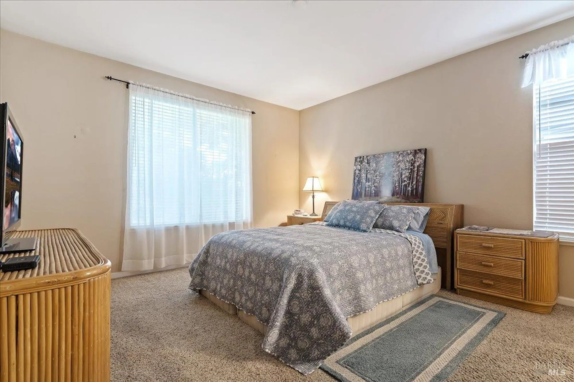 Property Slideshow image 18 of 55 | 328 colonial way, Rio Vista, CA, 94571