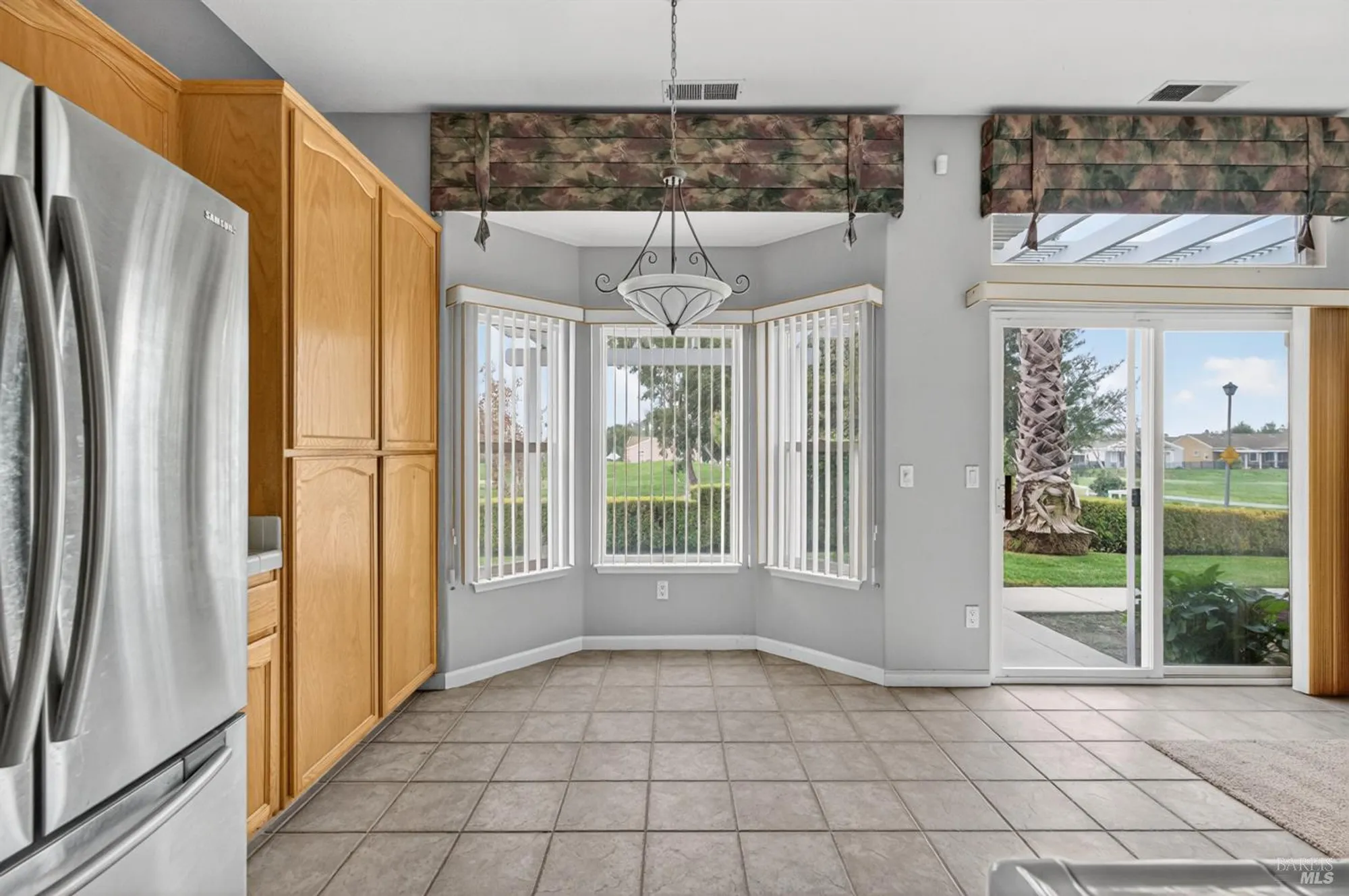 Property Slideshow image 19 of 52 | 1024 vintage dr, Rio Vista, CA, 94571