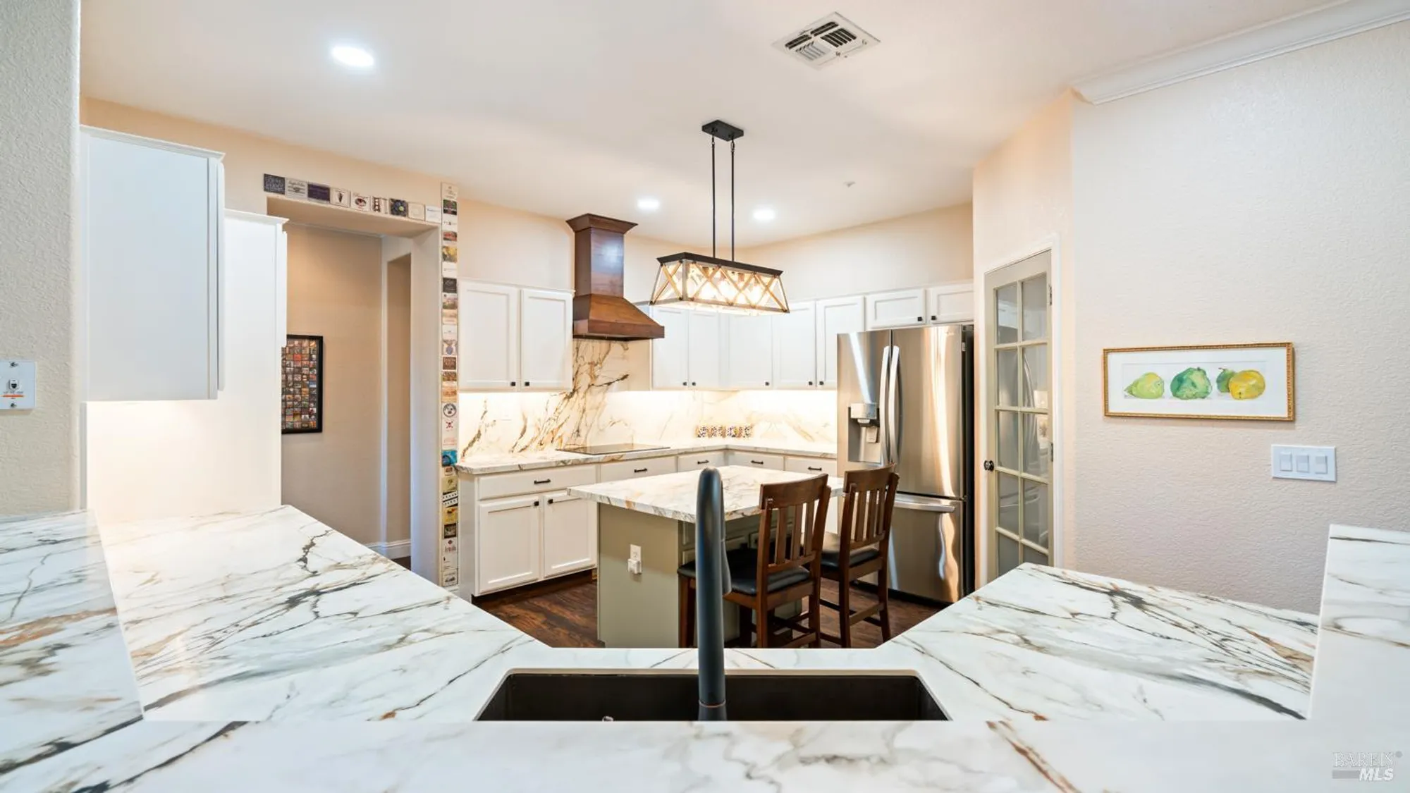 Property Slideshow image 4 of 50 | 303 clover springs dr, Cloverdale, CA, 95425