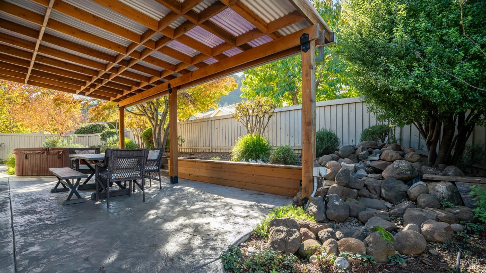 Property Slideshow image 13 of 50 | 303 clover springs dr, Cloverdale, CA, 95425