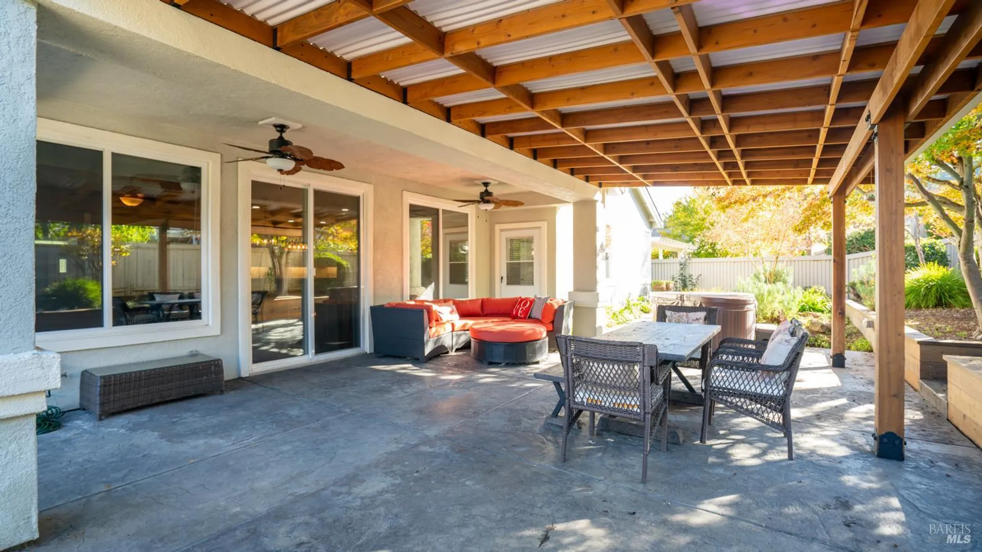 Property Slideshow image 7 of 50 | 303 clover springs dr, Cloverdale, CA, 95425