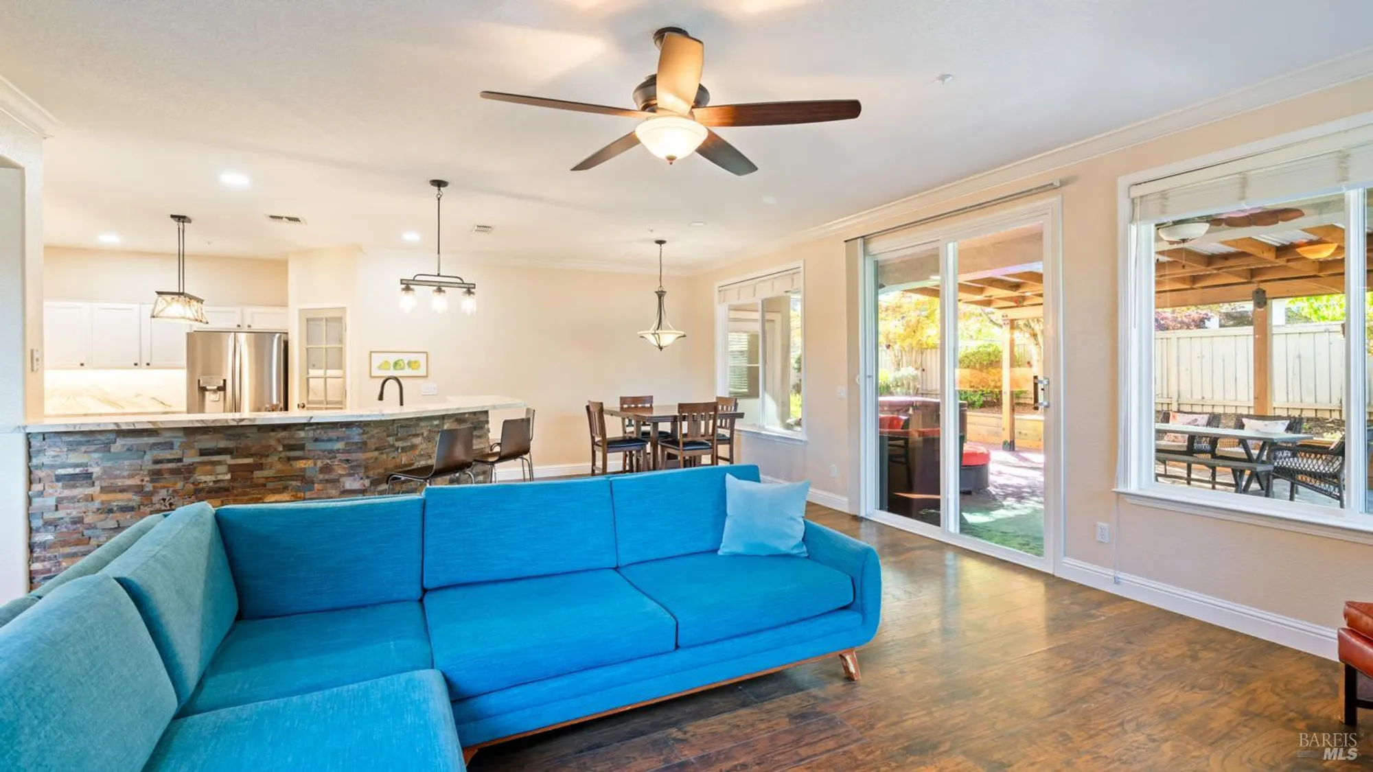 Property Slideshow image 24 of 50 | 303 clover springs dr, Cloverdale, CA, 95425