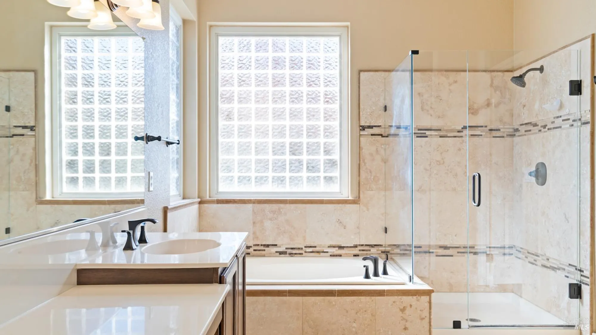 Property Slideshow image 37 of 50 | 303 clover springs dr, Cloverdale, CA, 95425