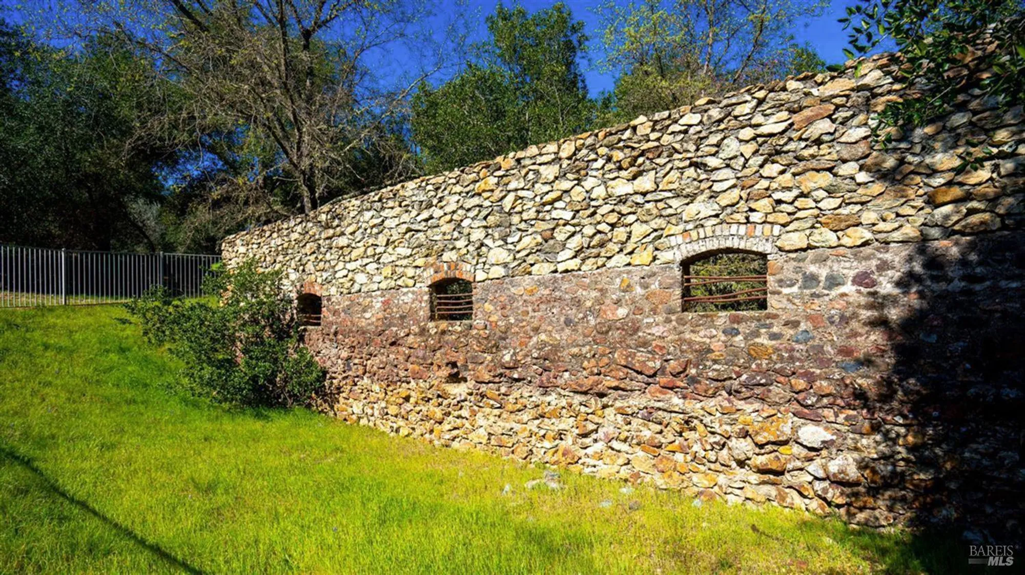 Property Slideshow image 50 of 50 | 303 clover springs dr, Cloverdale, CA, 95425