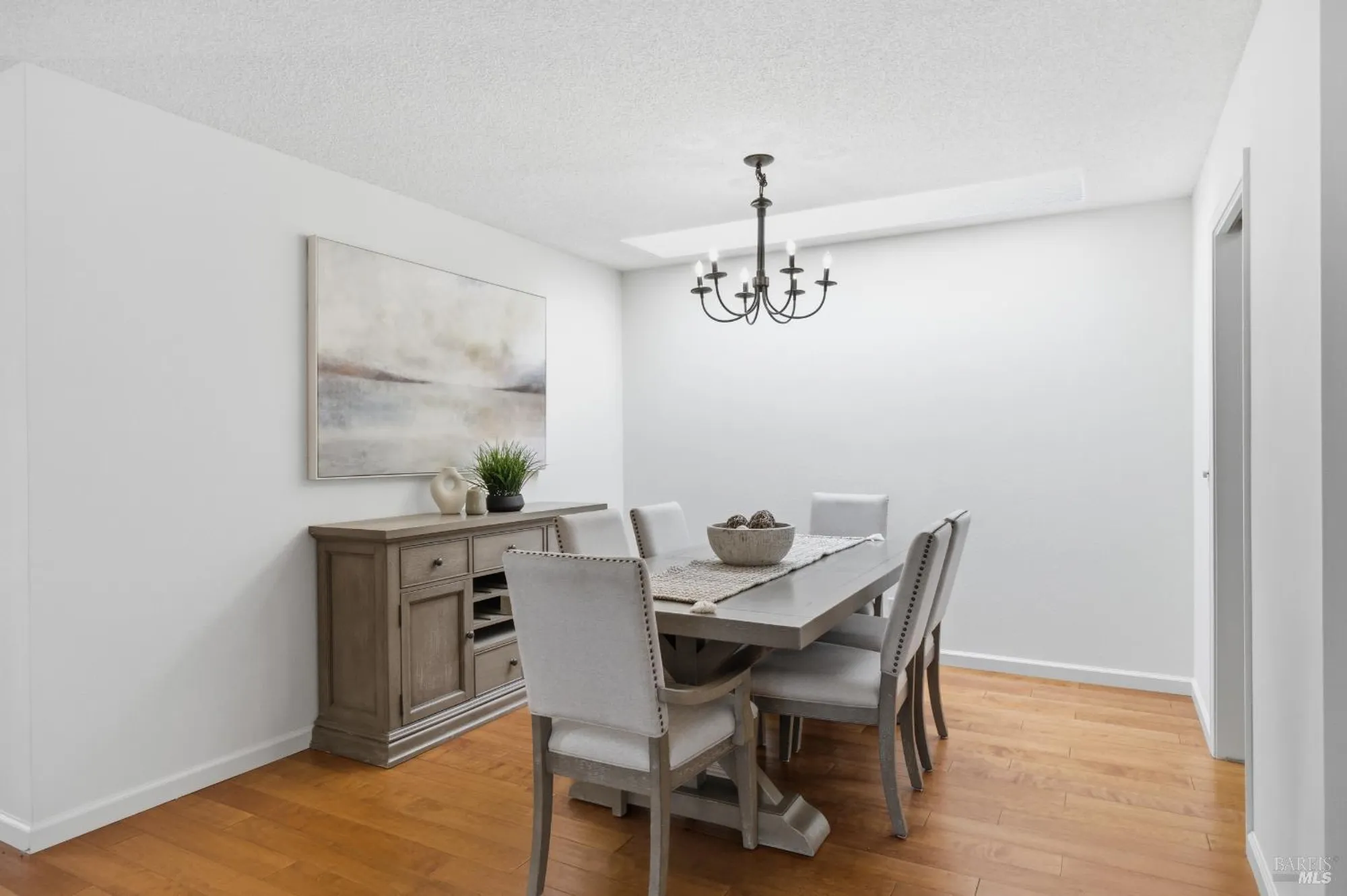 Property Slideshow image 16 of 53 | 679 lobelia ct, Sonoma, CA, 95476