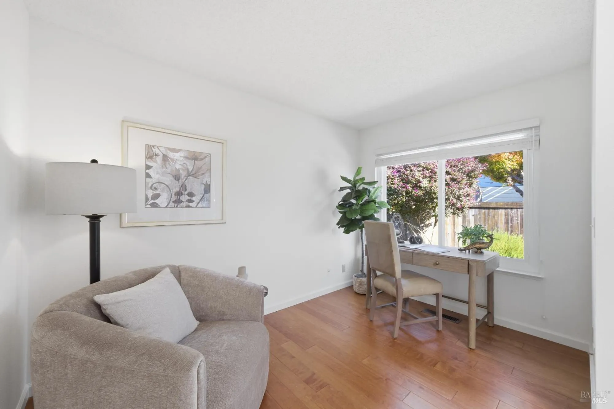 Property Slideshow image 19 of 53 | 679 lobelia ct, Sonoma, CA, 95476