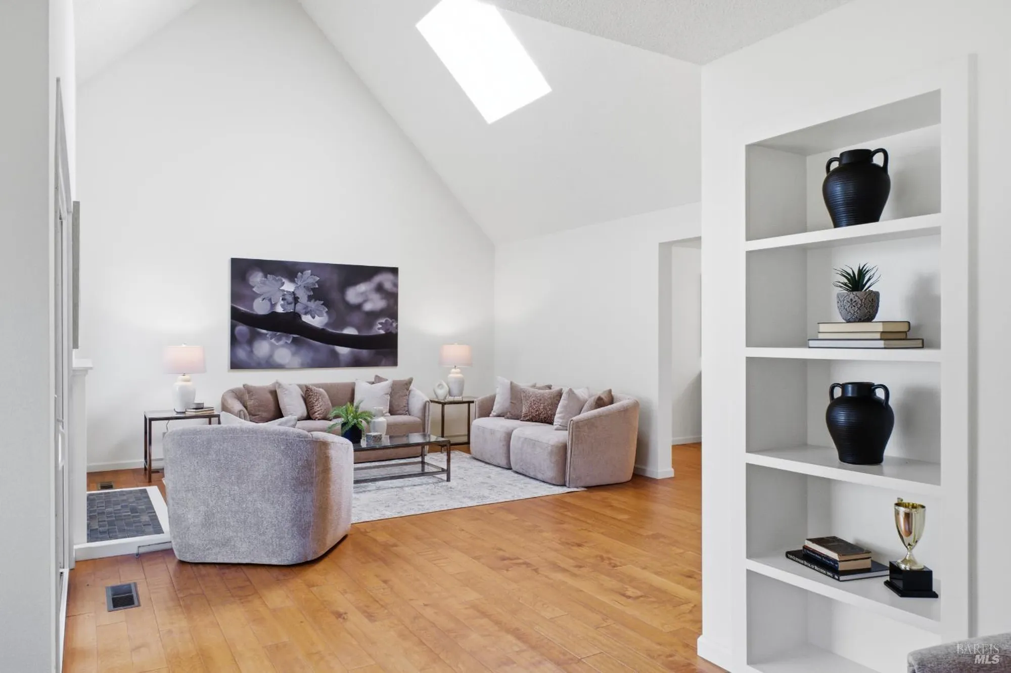 Property Slideshow image 20 of 53 | 679 lobelia ct, Sonoma, CA, 95476