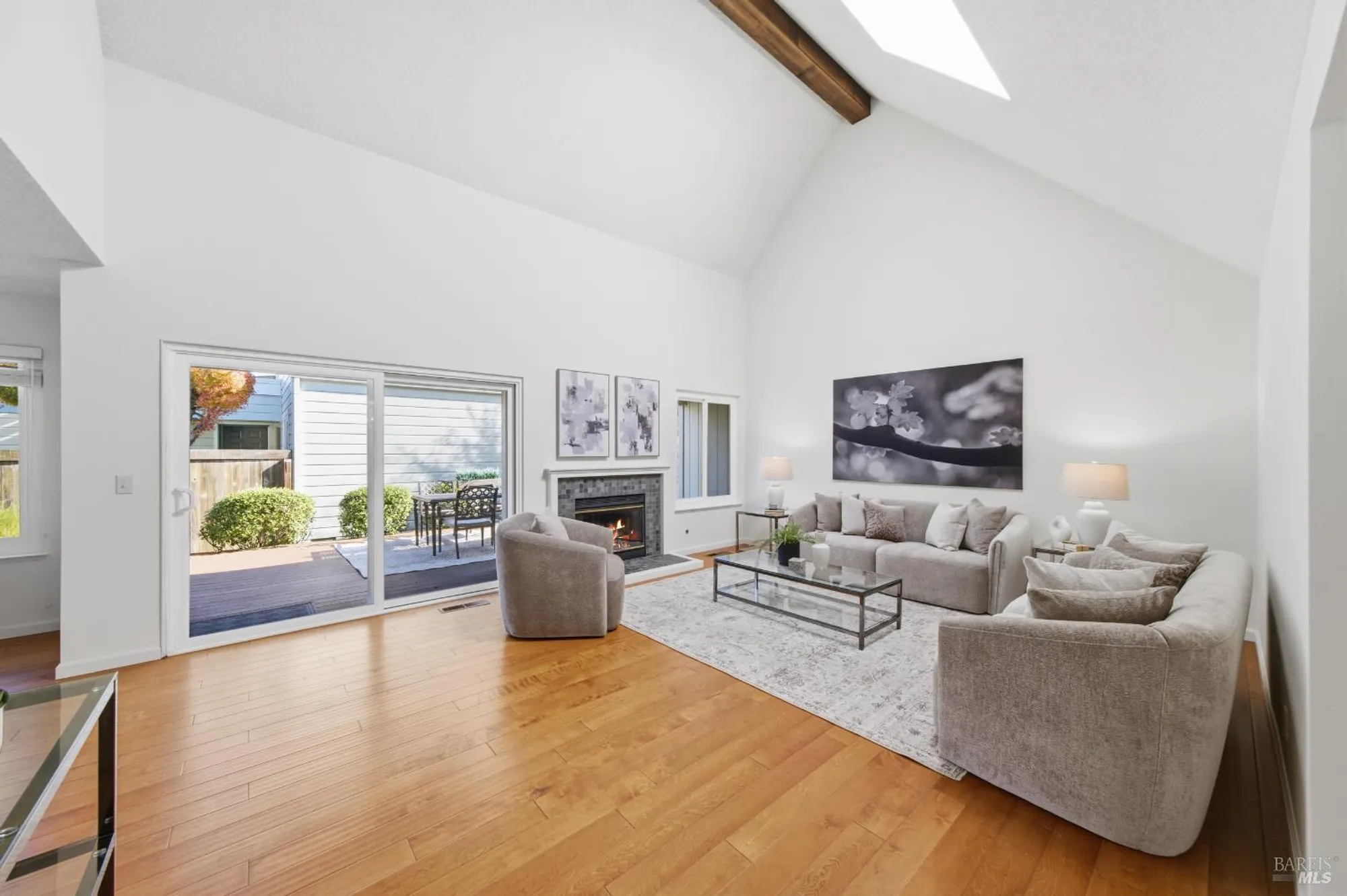 Property Slideshow image 22 of 53 | 679 lobelia ct, Sonoma, CA, 95476