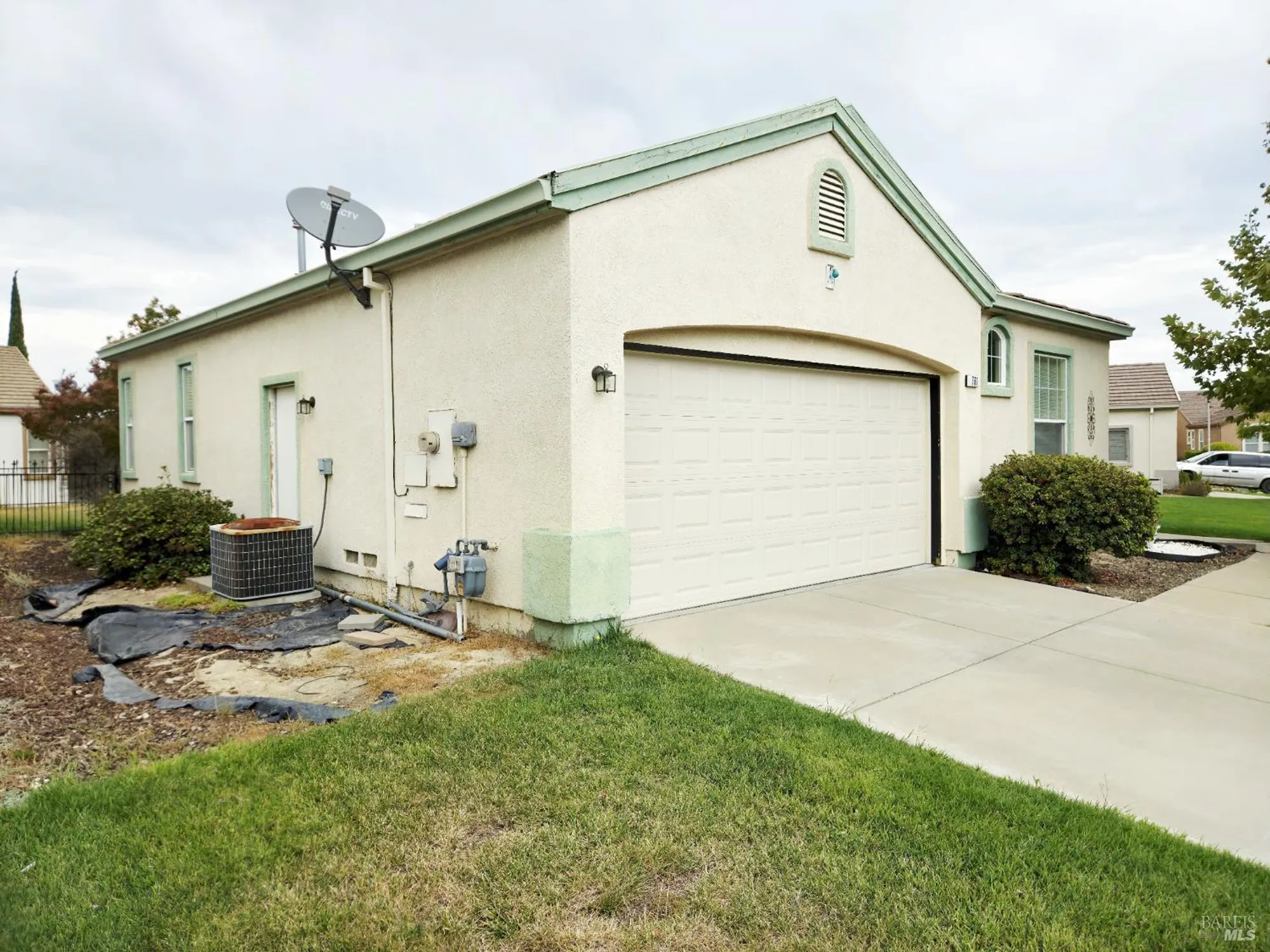 Property Slideshow image 2 of 17 | 761 pinehurst dr, Rio Vista, CA, 94571