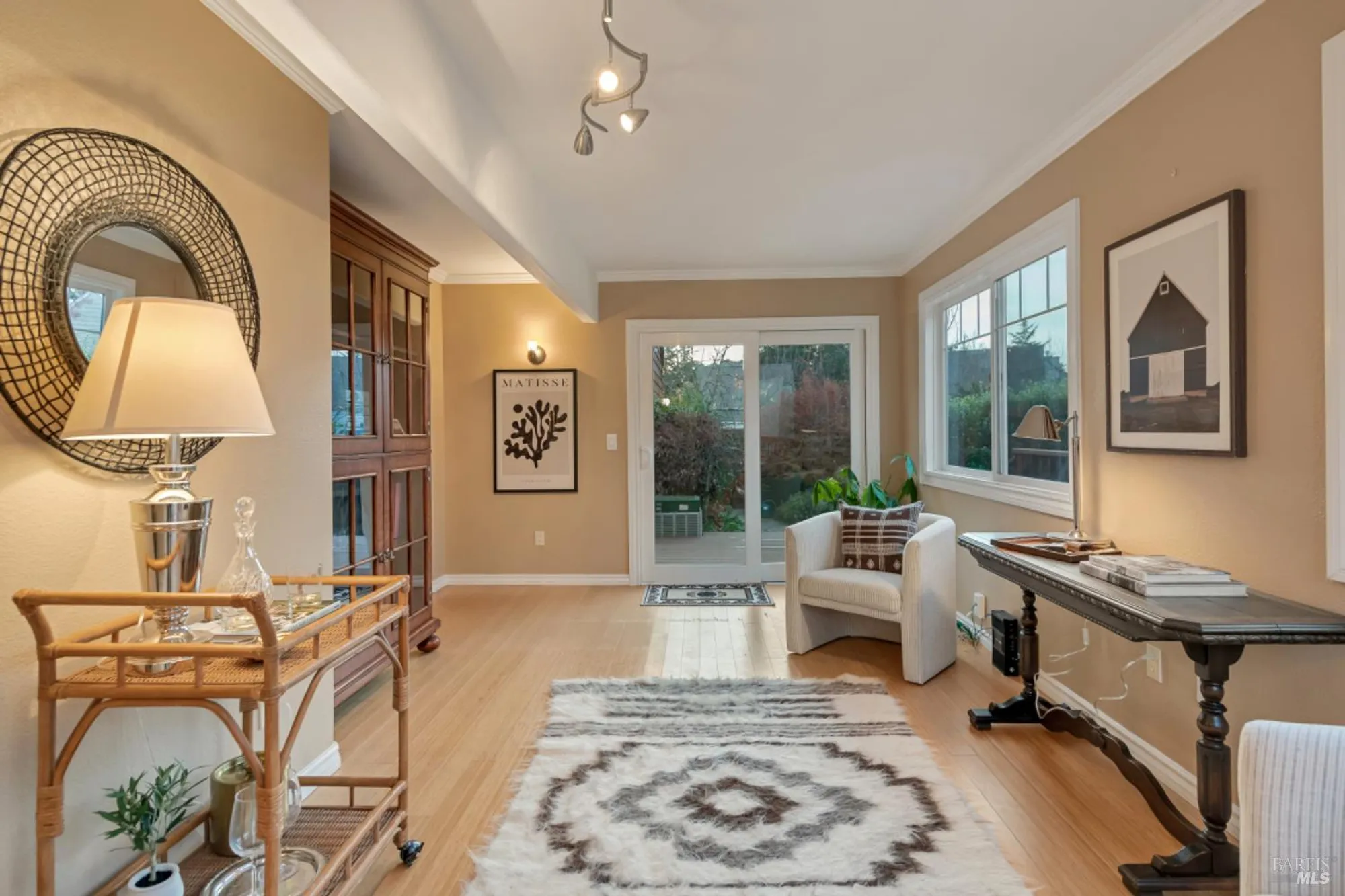 Property Slideshow image 15 of 37 | 327 buttercup ct, Sonoma, CA, 95476