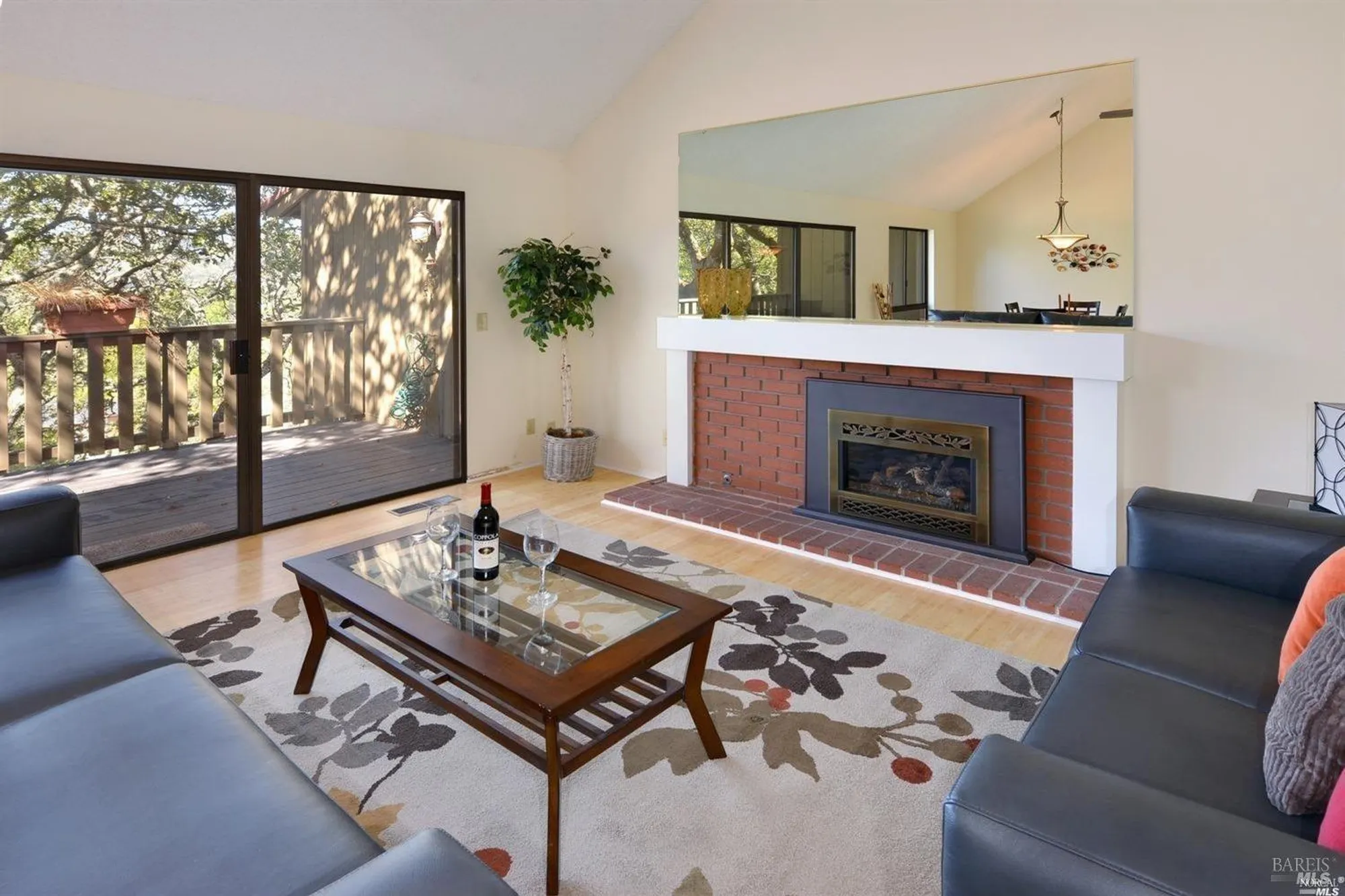 Property Slideshow image 4 of 17 | 14 oak forest ln, Santa Rosa, CA, 95409