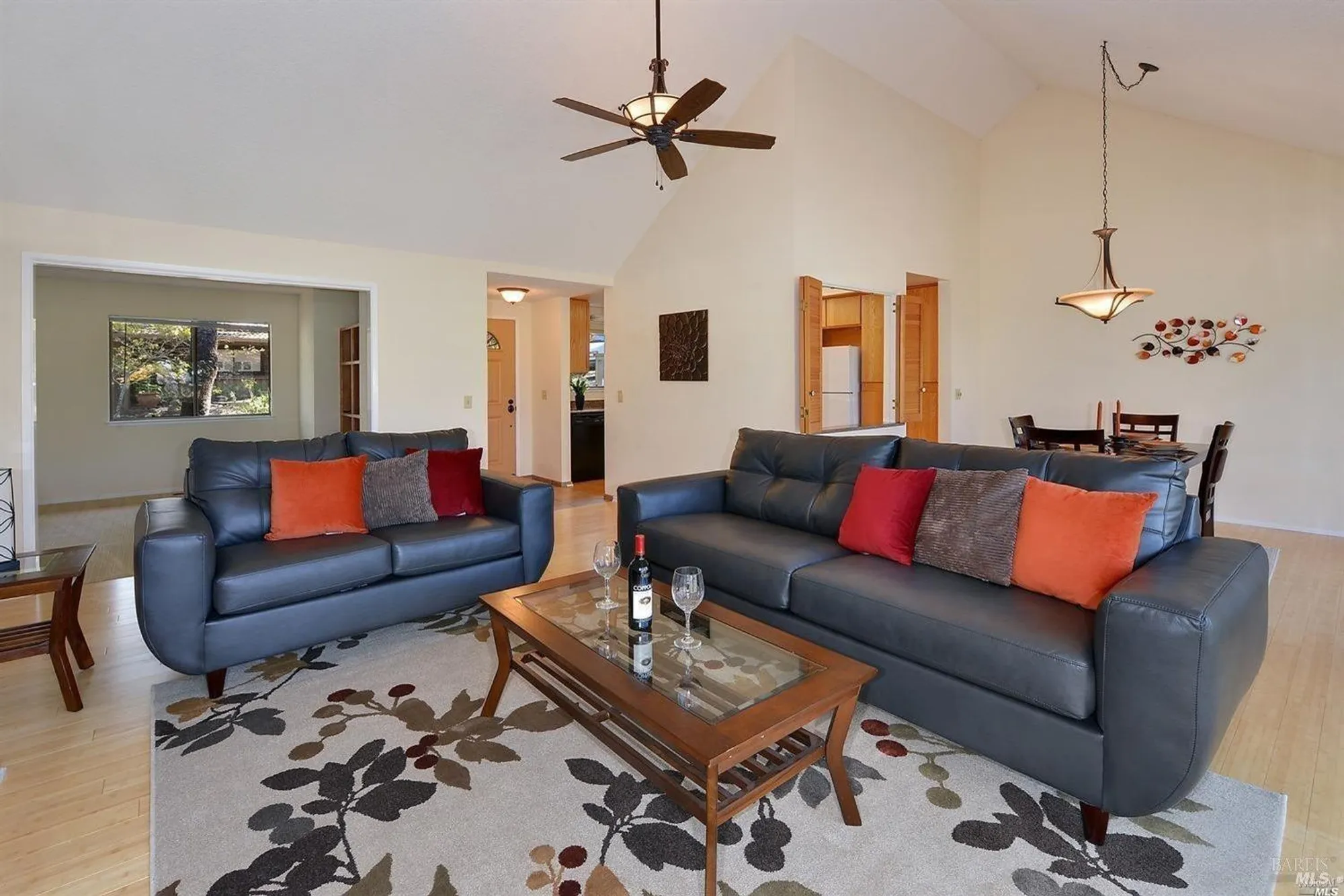 Property Slideshow image 3 of 17 | 14 oak forest ln, Santa Rosa, CA, 95409