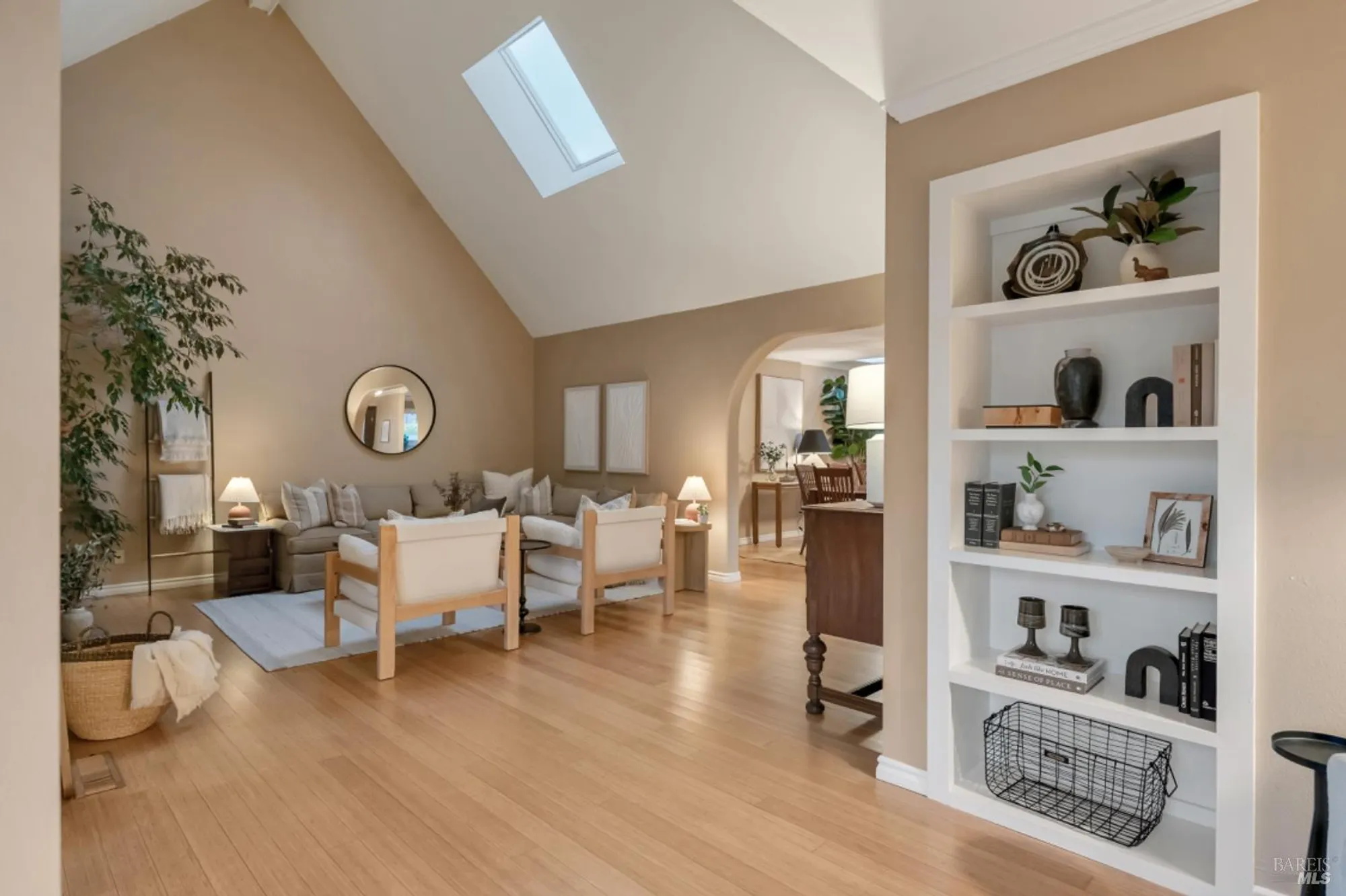 Property Slideshow image 23 of 37 | 327 buttercup ct, Sonoma, CA, 95476