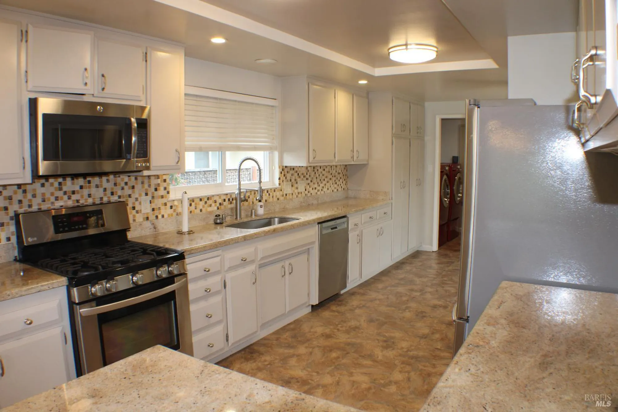 Property Slideshow image 19 of 35 | 319 belhaven cir, Santa Rosa, CA, 95409