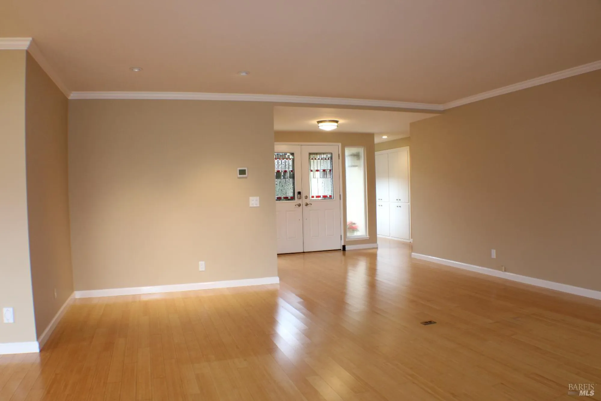 Property Slideshow image 11 of 35 | 319 belhaven cir, Santa Rosa, CA, 95409