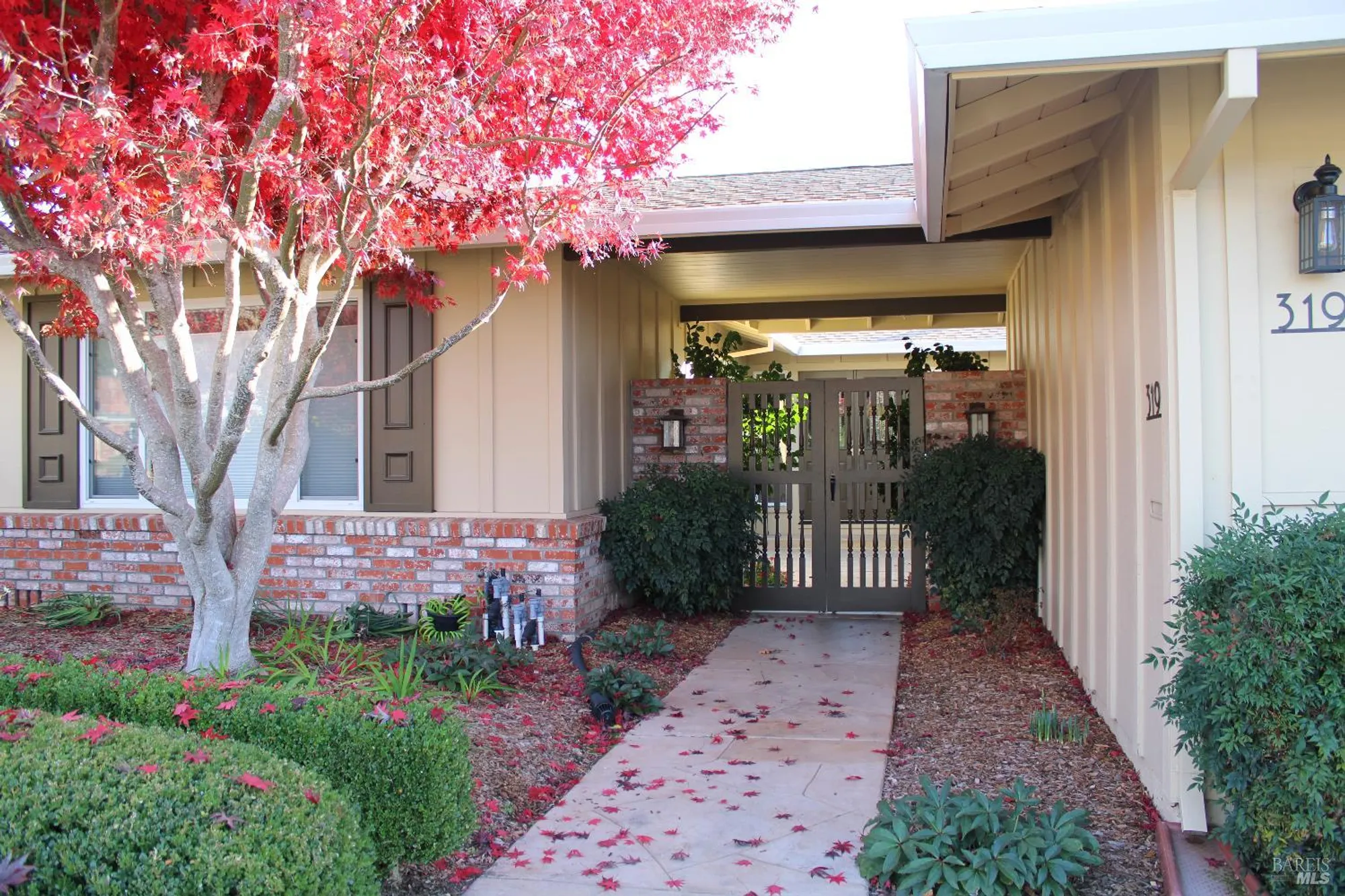 Property Slideshow image 3 of 35 | 319 belhaven cir, Santa Rosa, CA, 95409