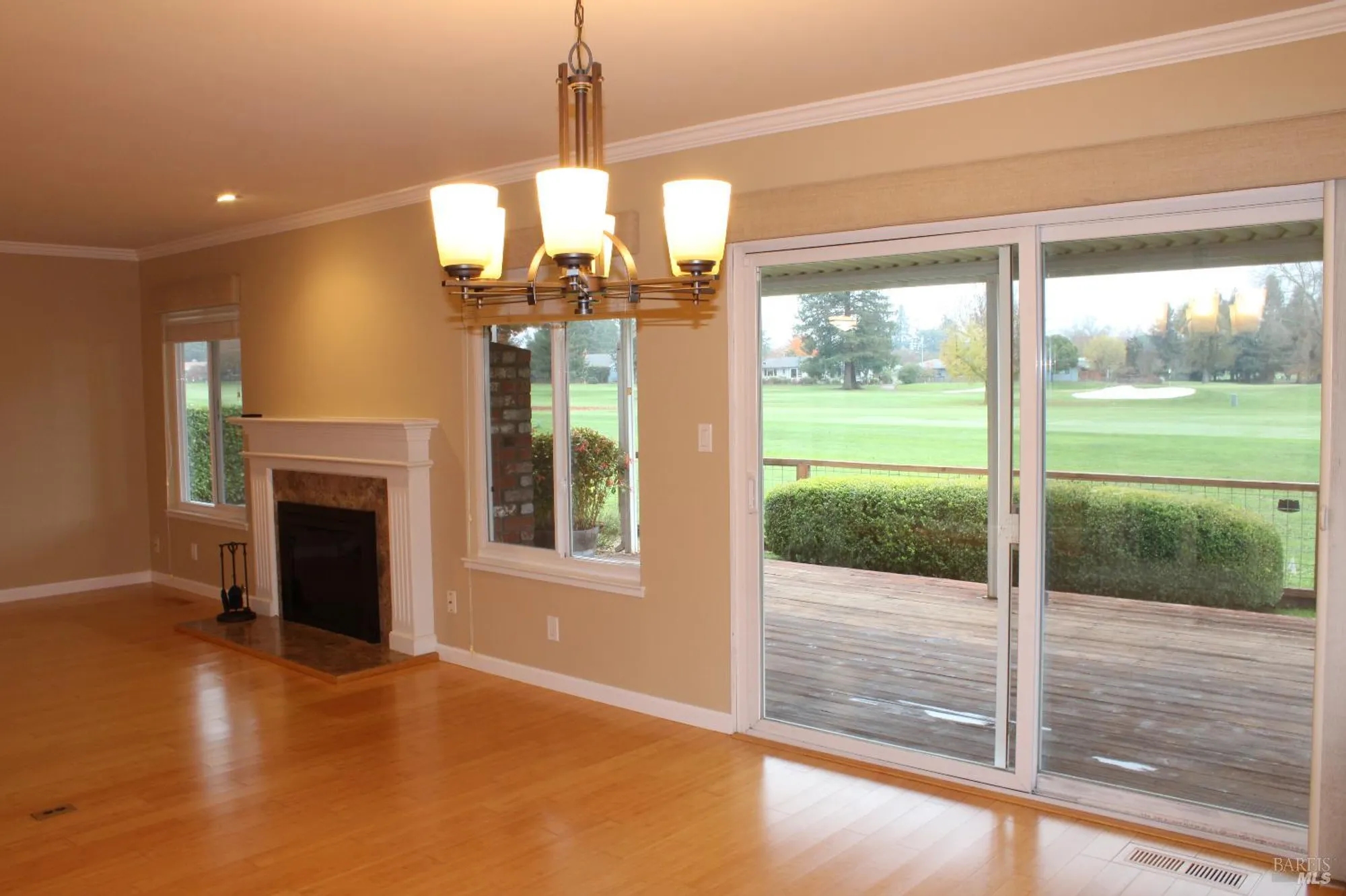 Property Slideshow image 12 of 35 | 319 belhaven cir, Santa Rosa, CA, 95409