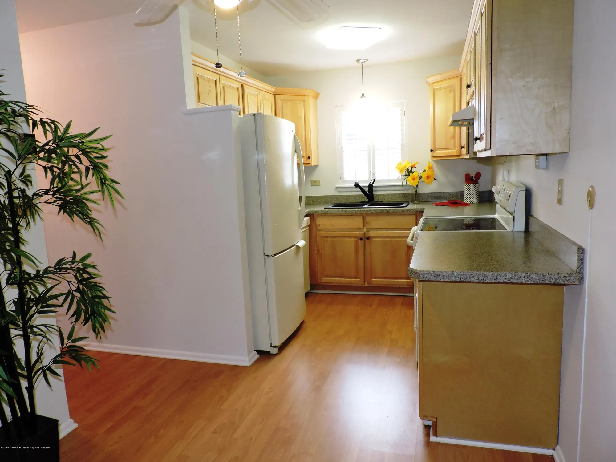 Property Slideshow image 13 of 32 | 47 e cambridge ct 100e, Lakewood, NJ, 08701