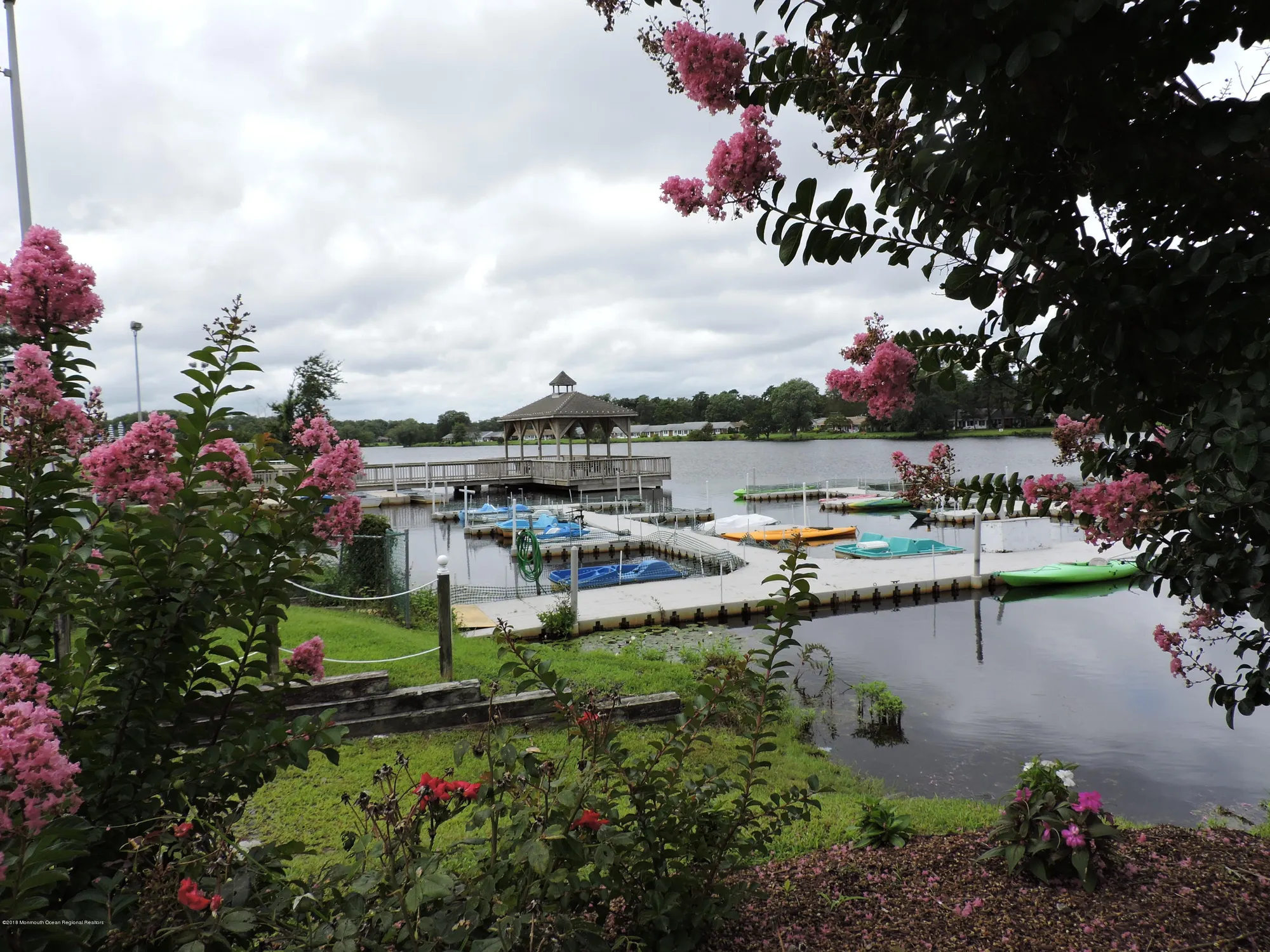 Property Slideshow image 5 of 32 | 47 e cambridge ct 100e, Lakewood, NJ, 08701