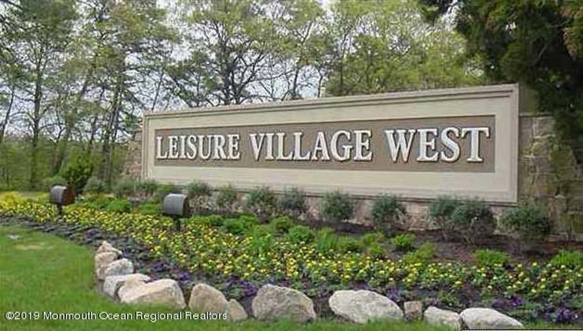 Property Slideshow image 8 of 10 | 440 dartmoor way, Manchester, NJ, 08759