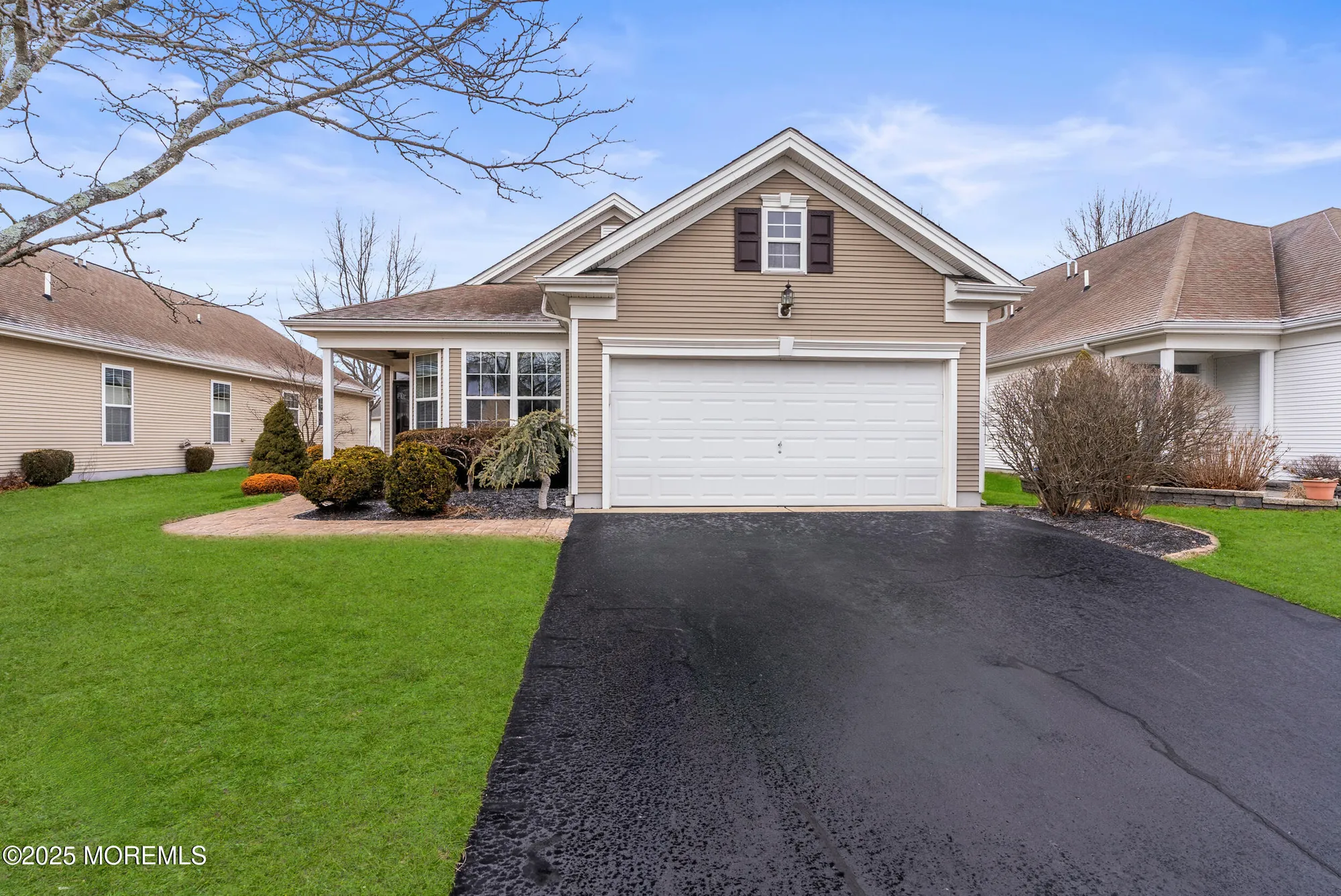 Property Slideshow image 5 of 32 | 119 huntington dr, Jackson, NJ, 08527