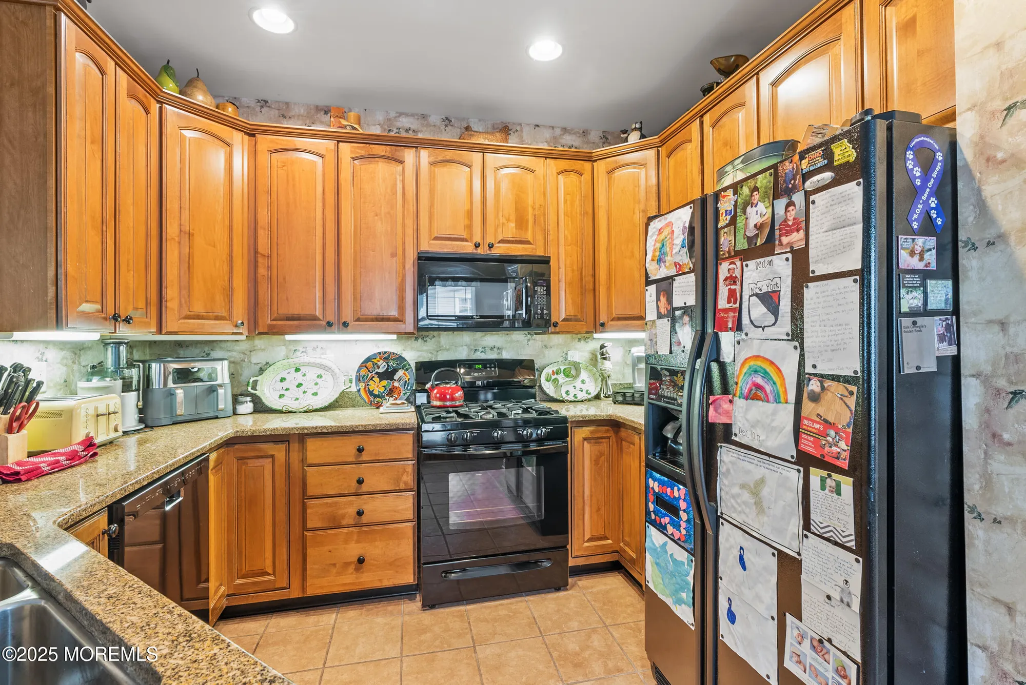 Property Slideshow image 14 of 32 | 119 huntington dr, Jackson, NJ, 08527
