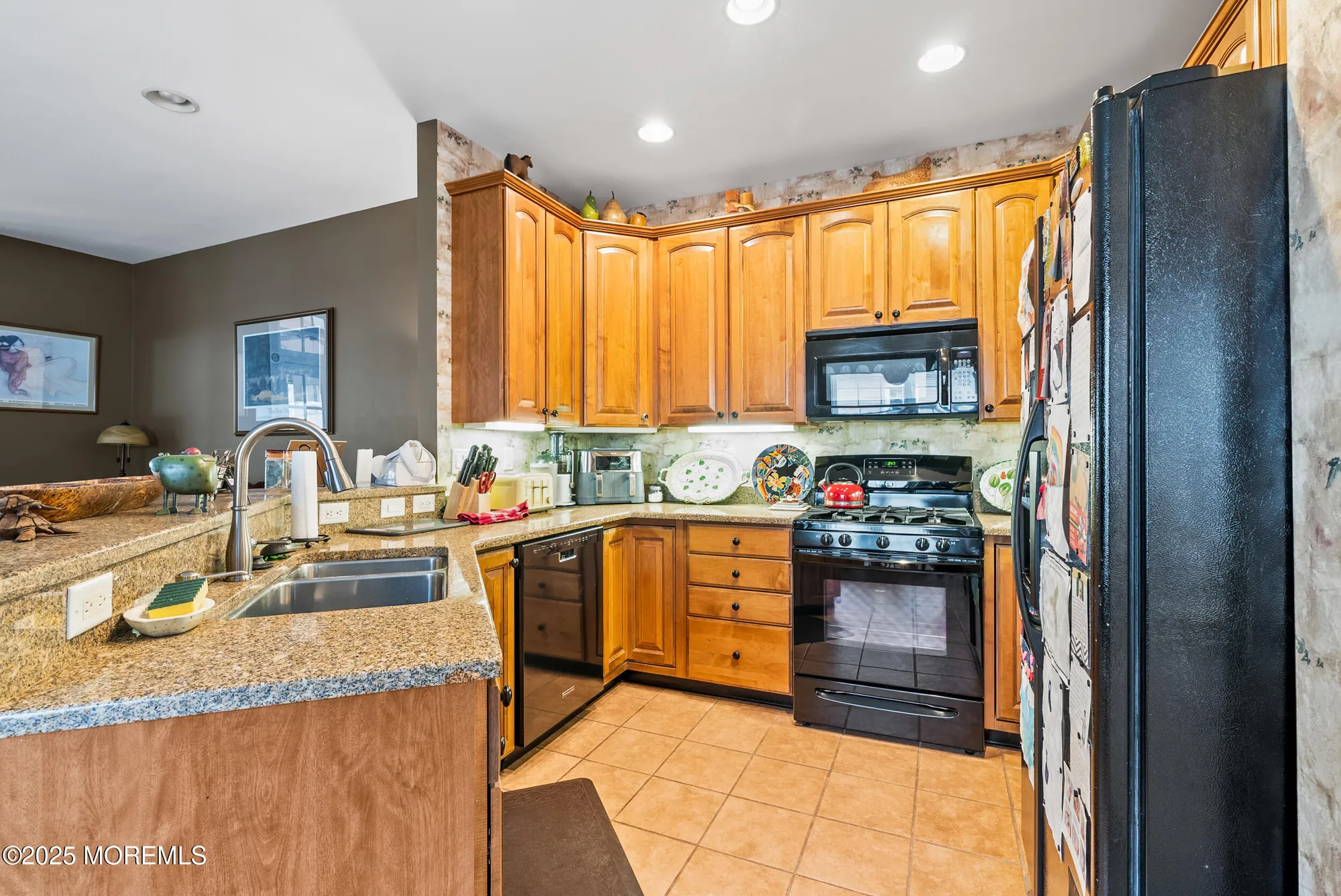 Property Slideshow image 15 of 32 | 119 huntington dr, Jackson, NJ, 08527