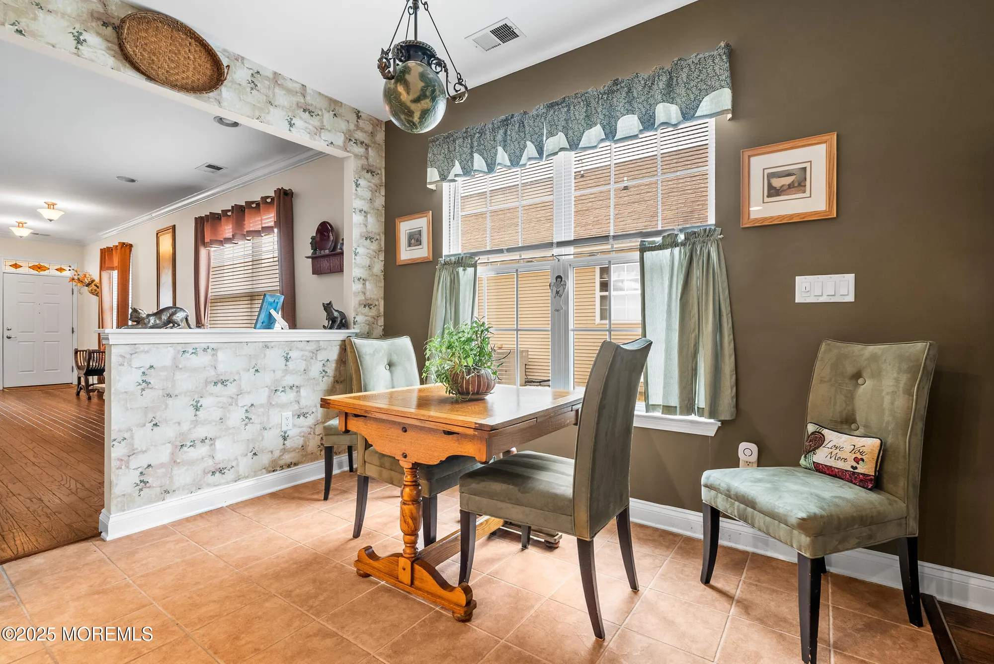 Property Slideshow image 17 of 32 | 119 huntington dr, Jackson, NJ, 08527