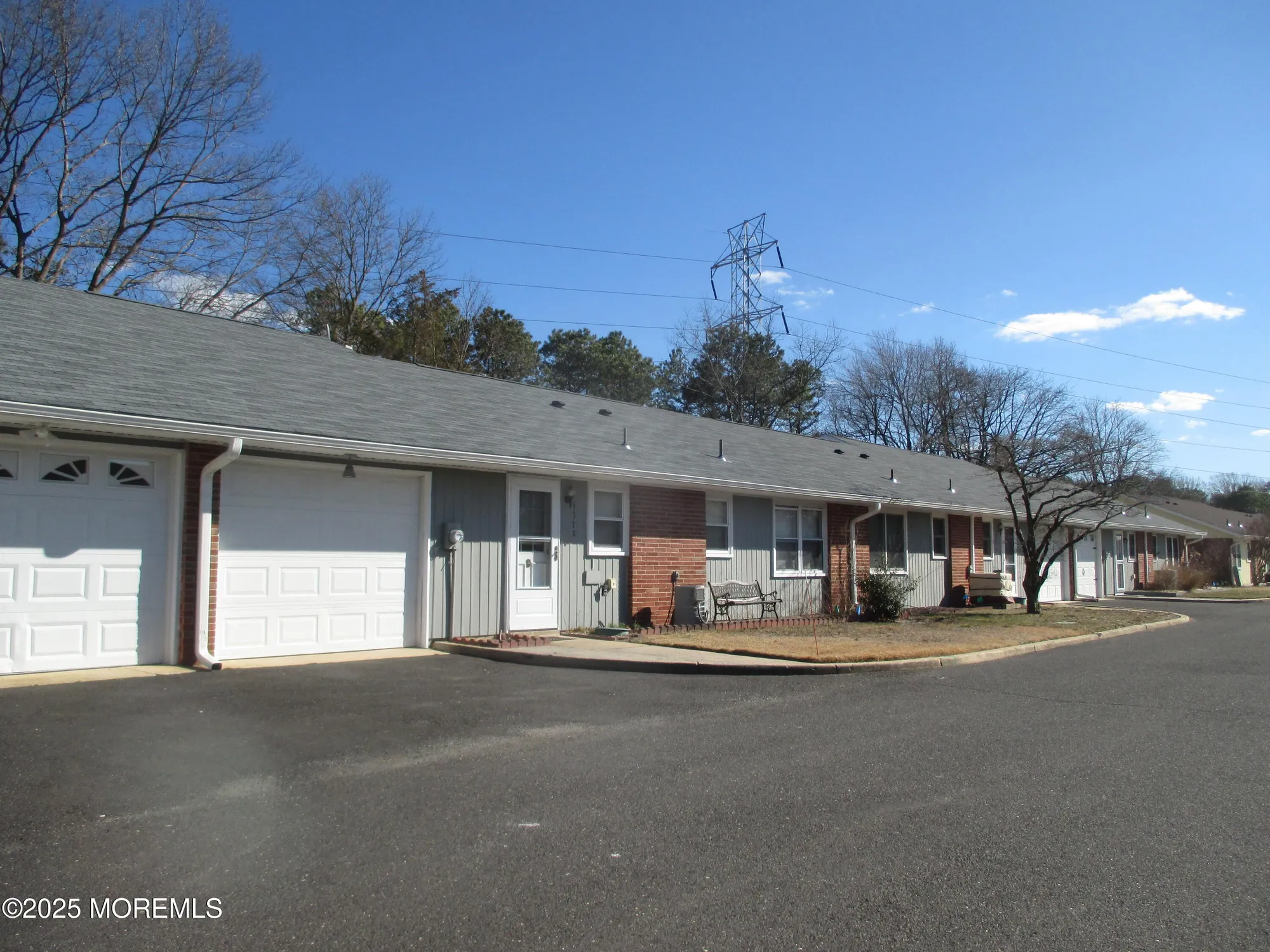 Property Slideshow image 5 of 25 | 337c canterbury ct, Lakewood, NJ, 08701