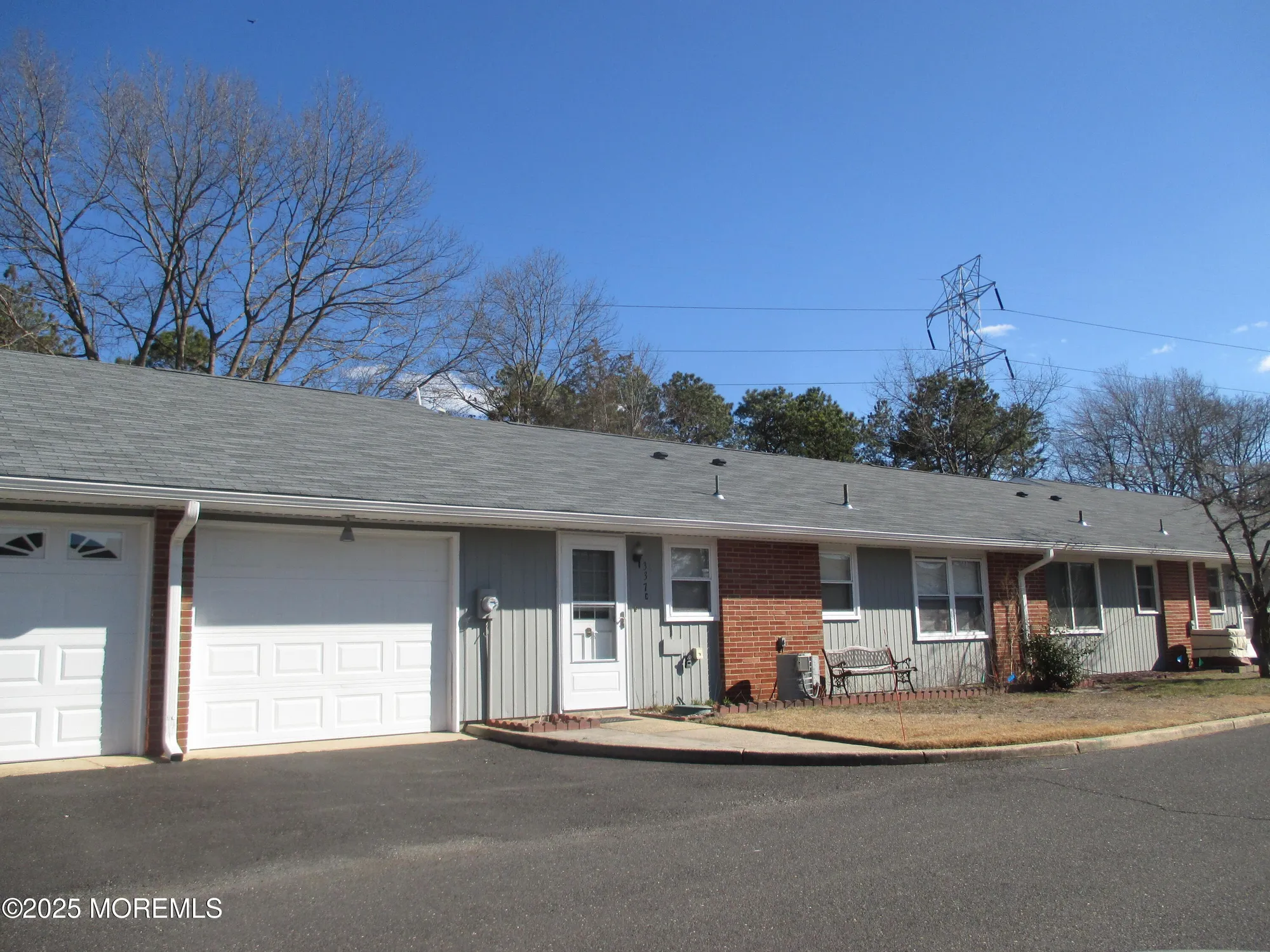 Property Slideshow image 4 of 25 | 337c canterbury ct, Lakewood, NJ, 08701