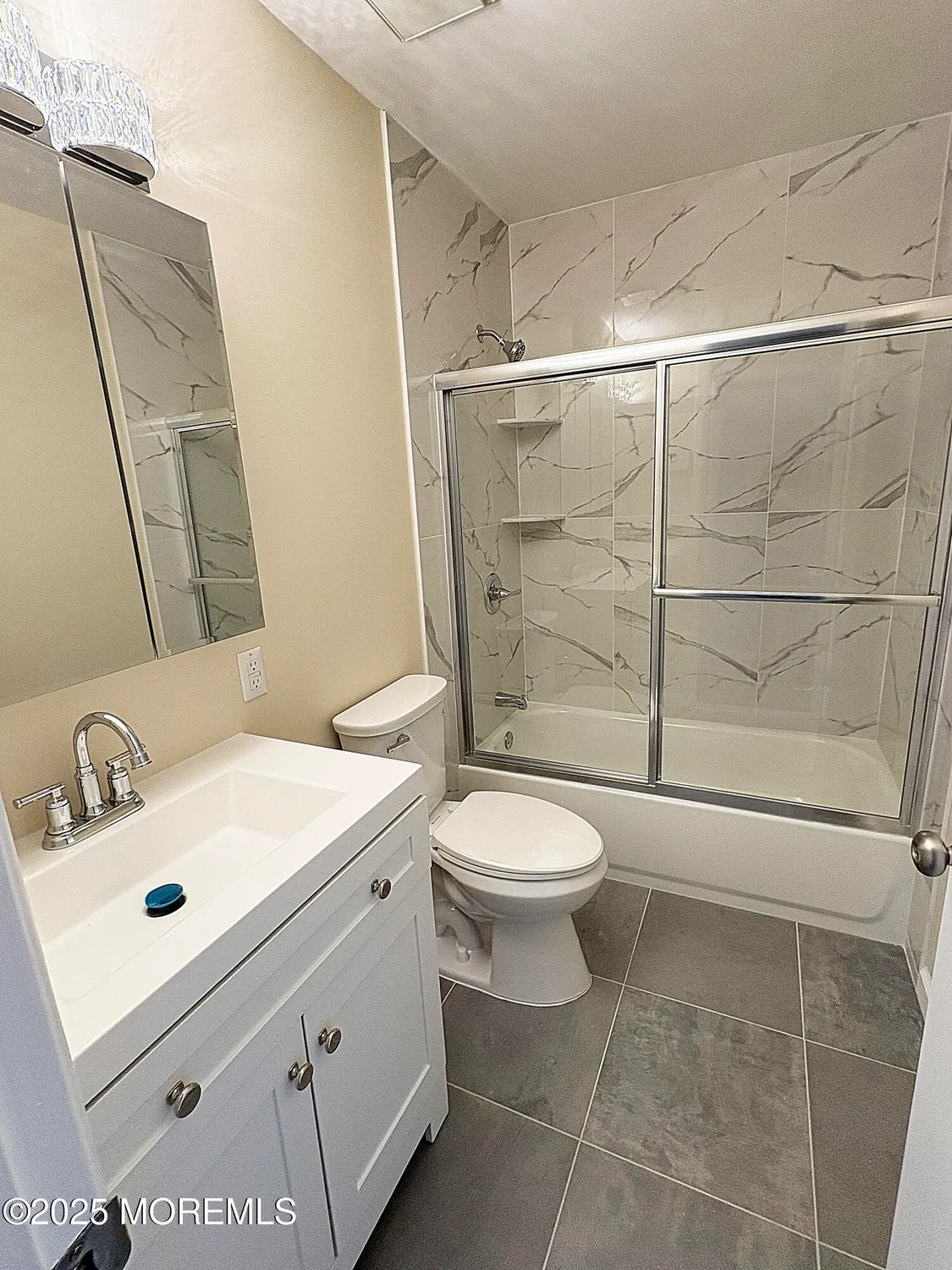 Property Slideshow image 9 of 12 | 36 westport dr, Whiting, NJ, 08759