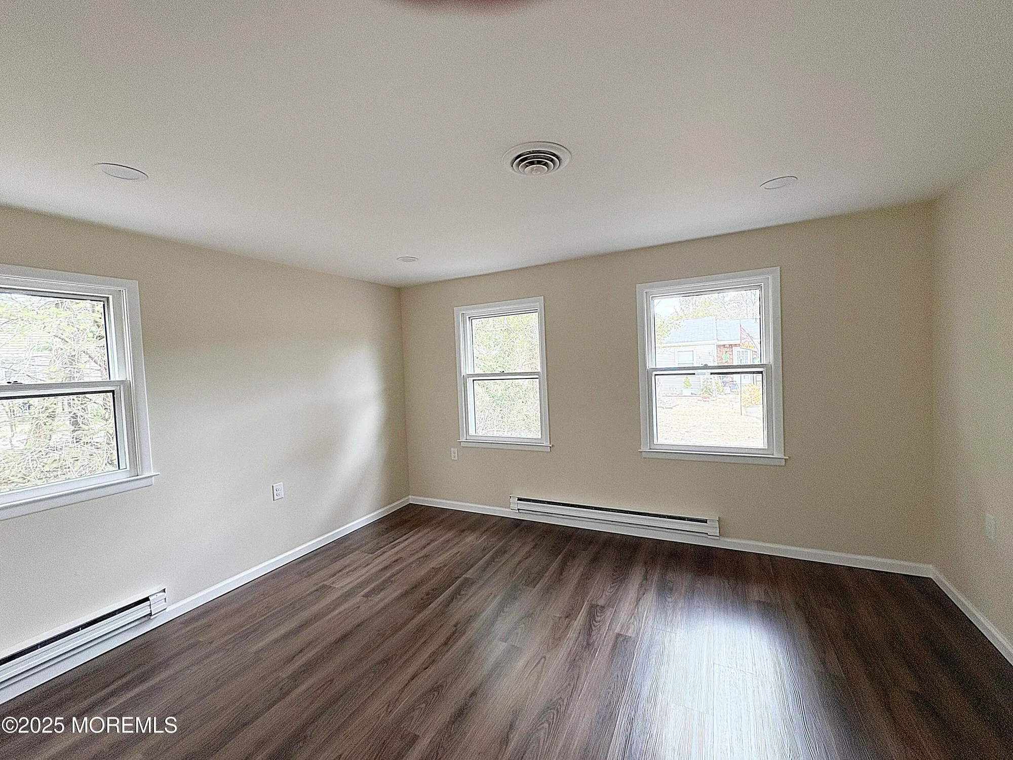 Property Slideshow image 10 of 12 | 36 westport dr, Whiting, NJ, 08759