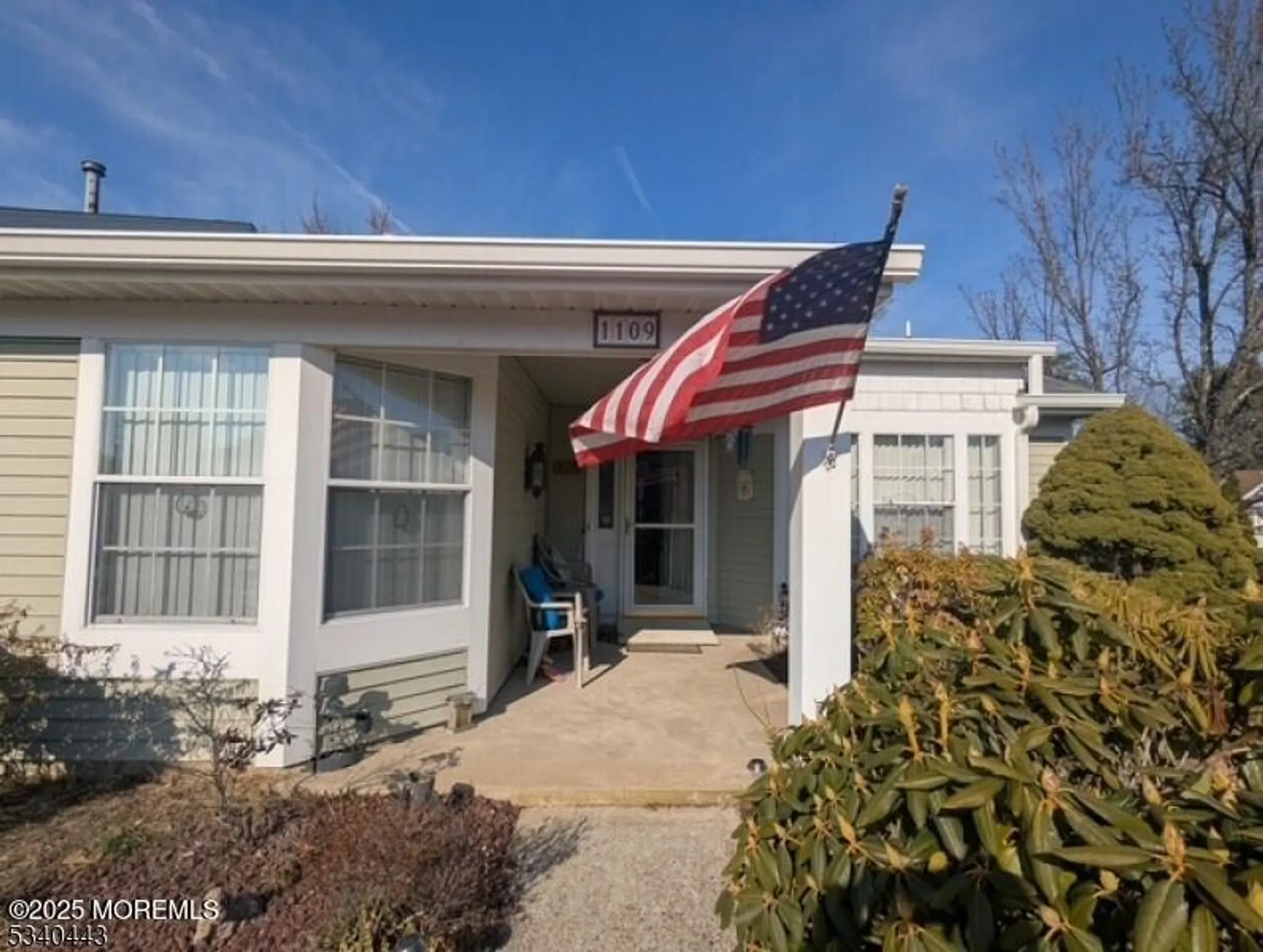 Property Slideshow image 2 of 20 | 1109b buckingham dr, Manchester, NJ, 08759