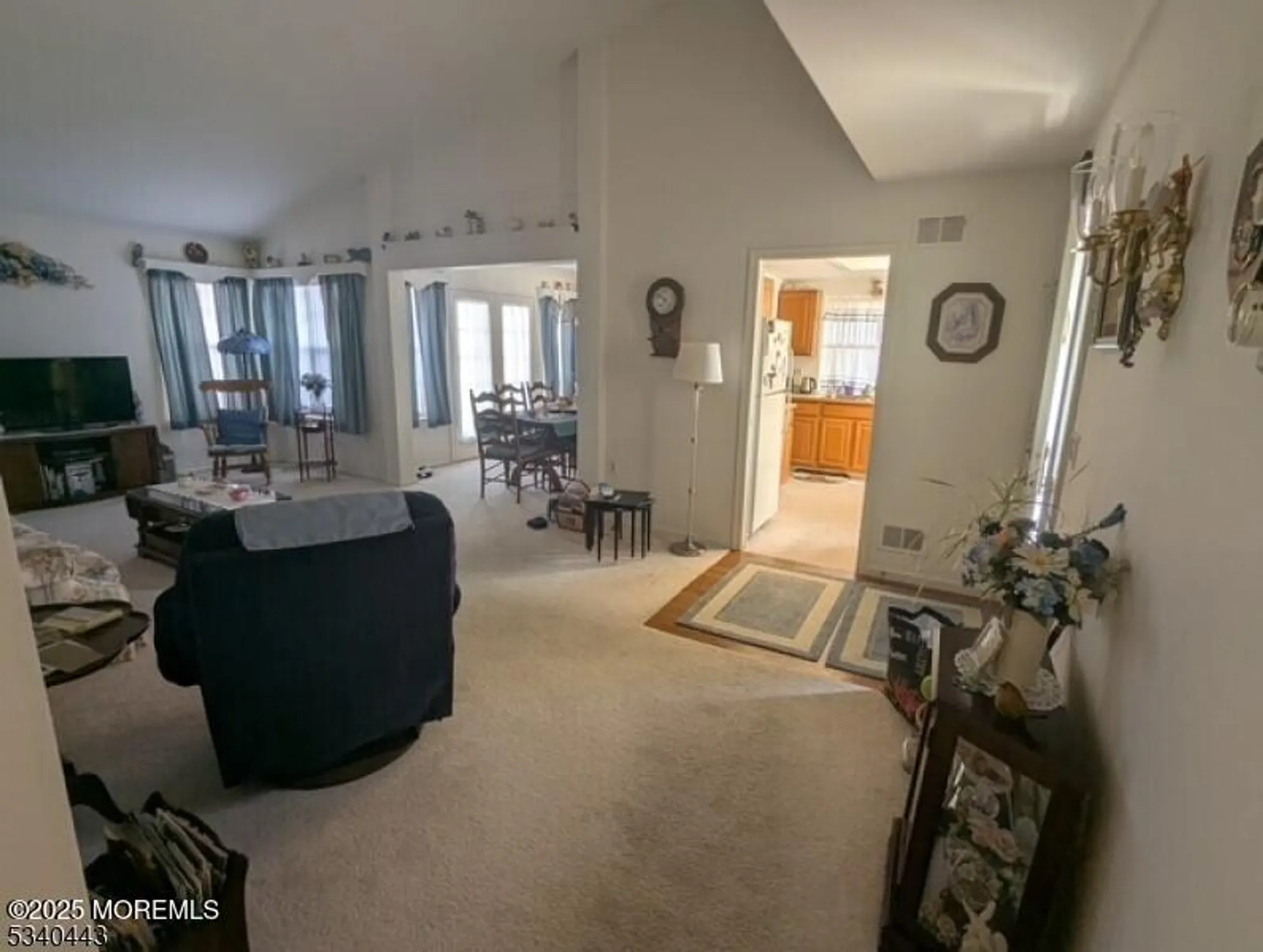 Property Slideshow image 5 of 20 | 1109b buckingham dr, Manchester, NJ, 08759