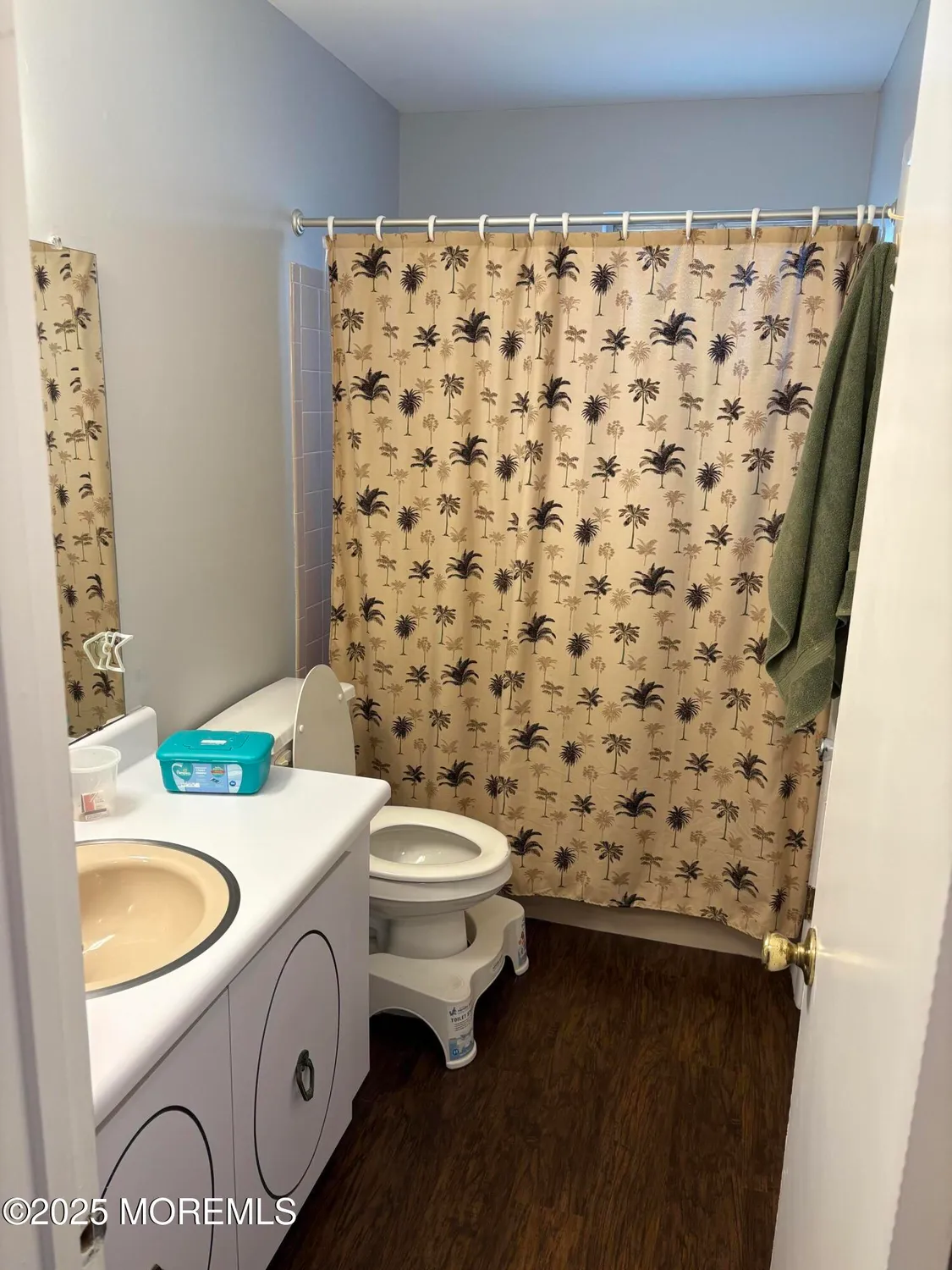 Property Slideshow image 17 of 21 | 196 constitution blvd, Whiting, NJ, 08759